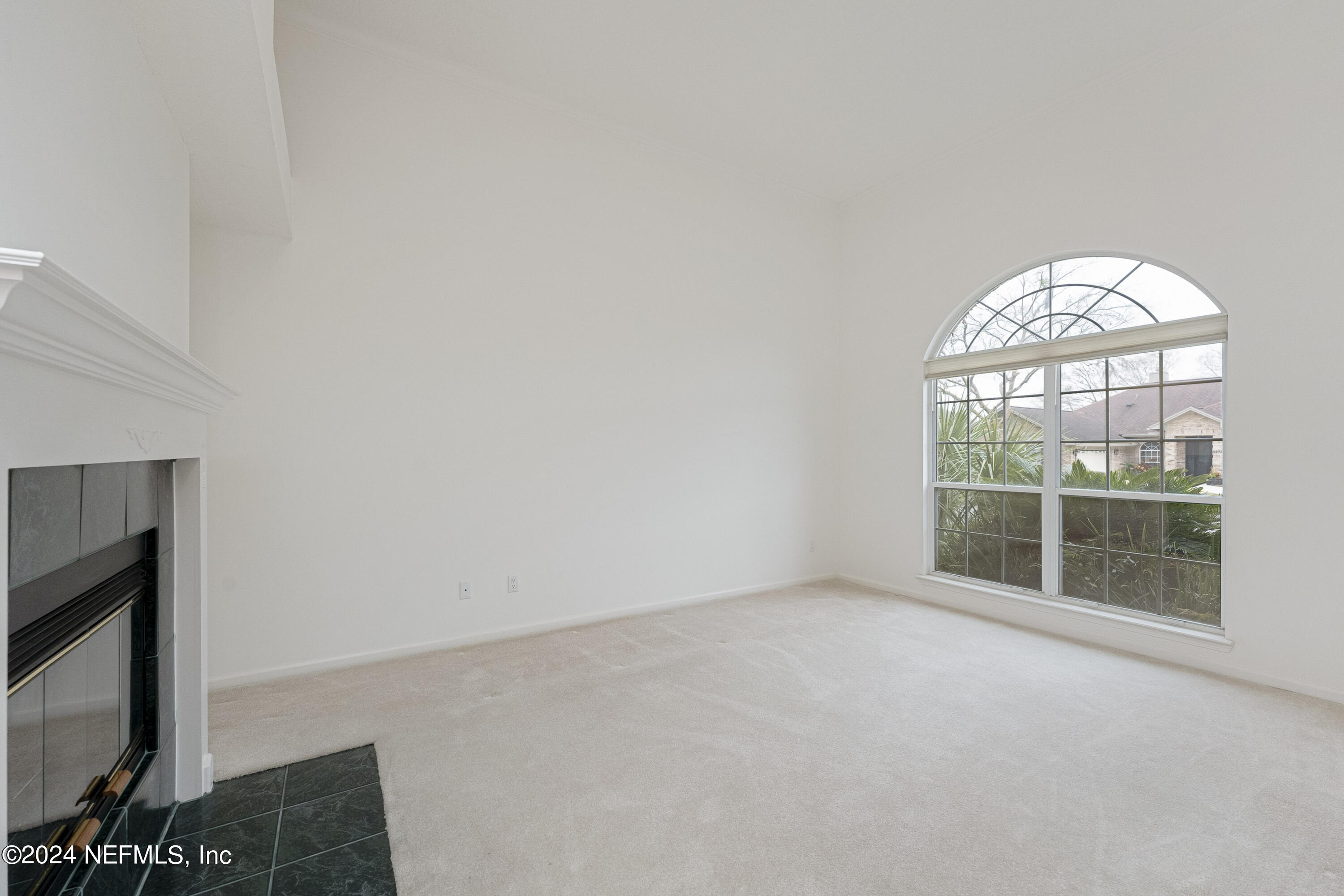 9227 JAYBIRD Circle E