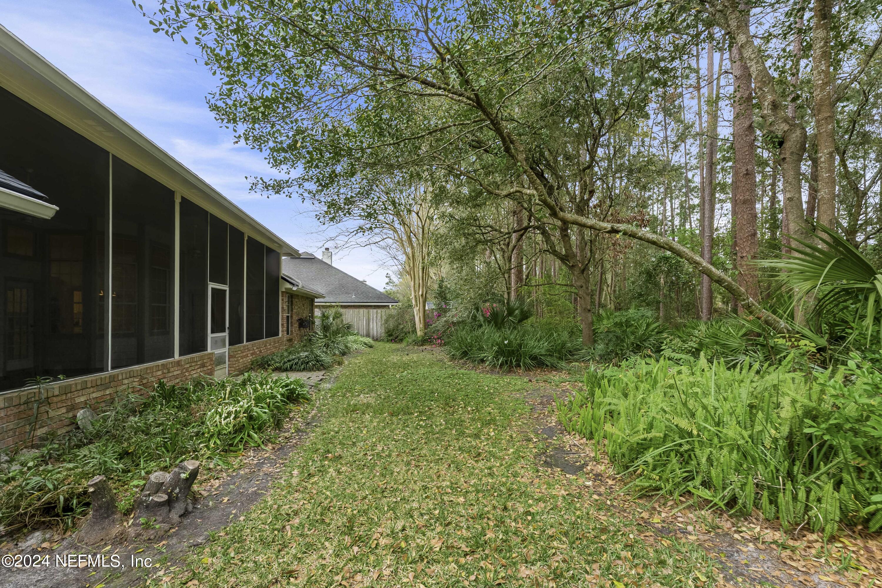 9227 JAYBIRD Circle E