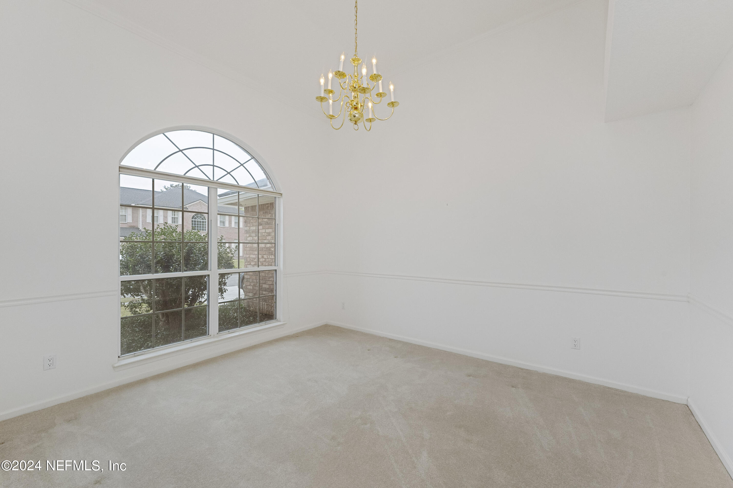 9227 JAYBIRD Circle E