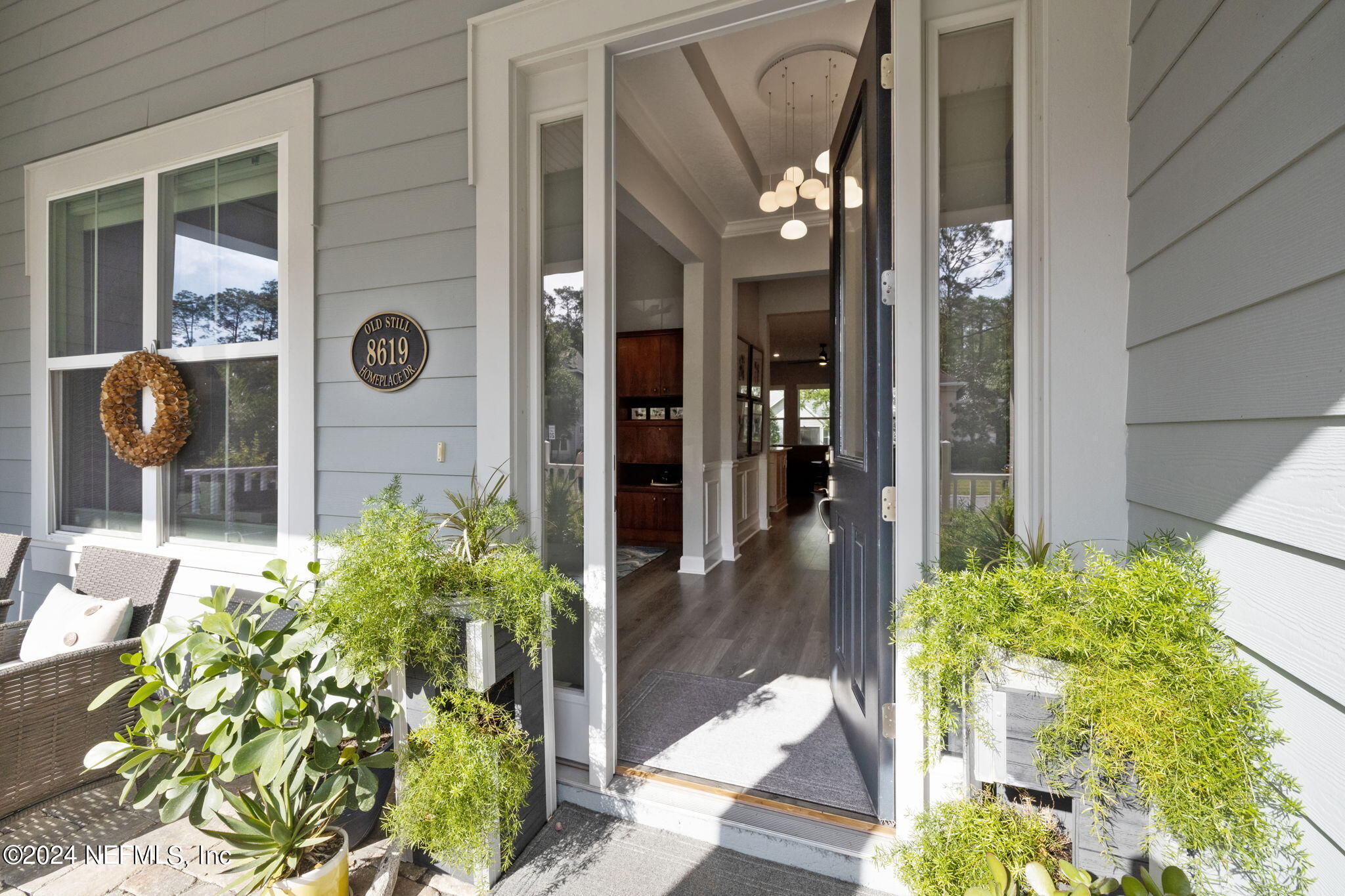 8619 HOMEPLACE Drive