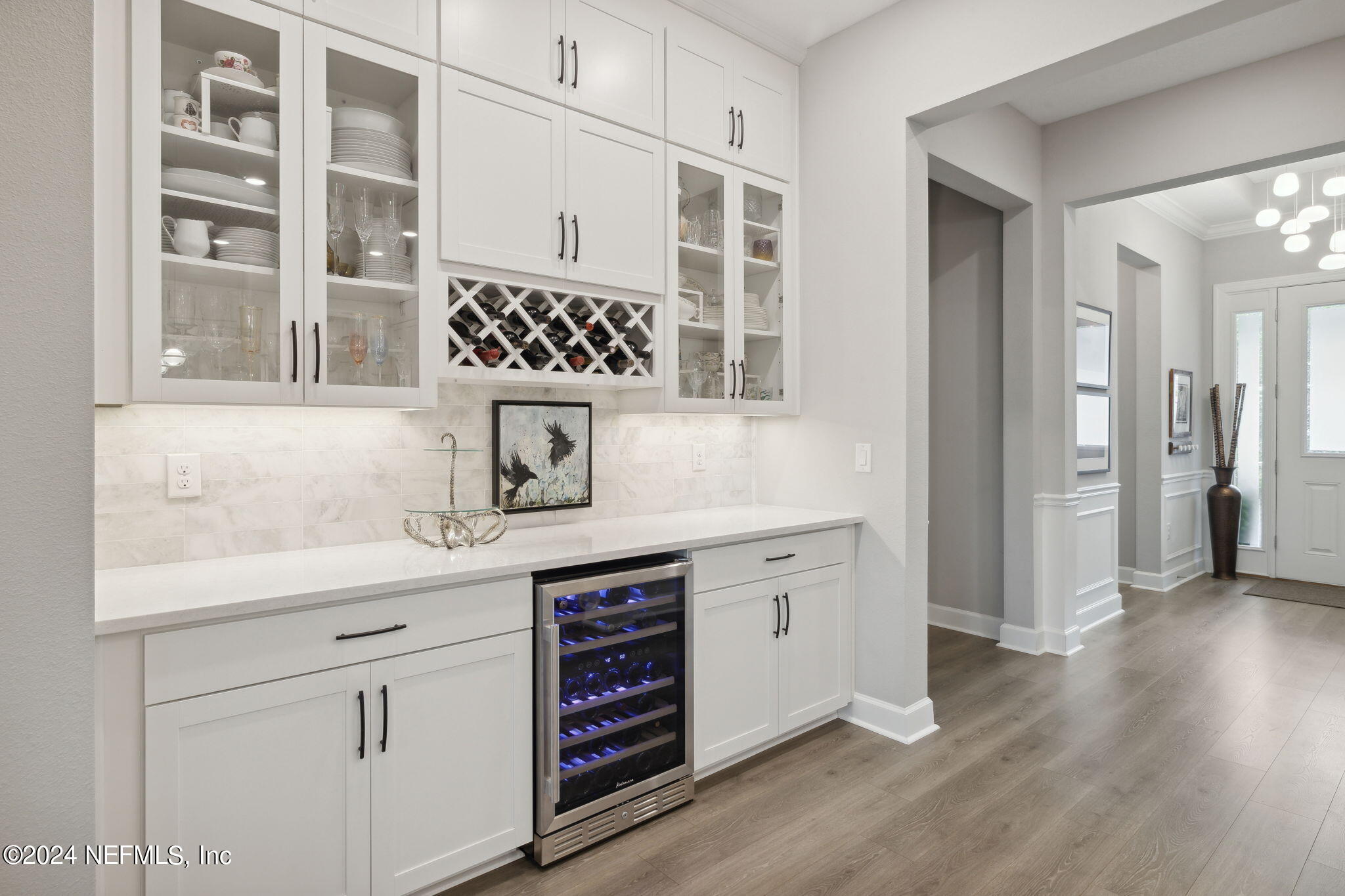 8619 HOMEPLACE Drive