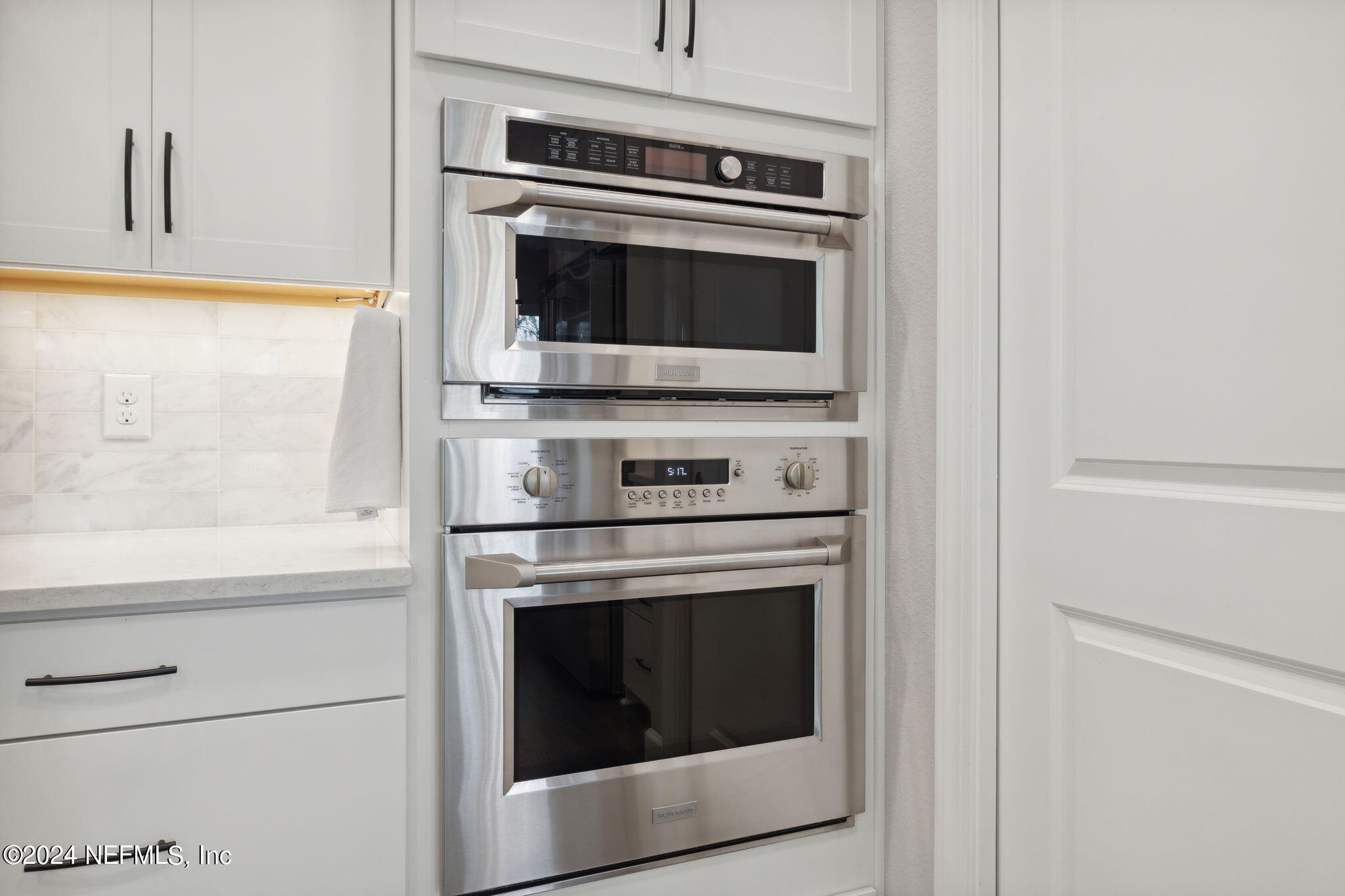 8619 HOMEPLACE Drive