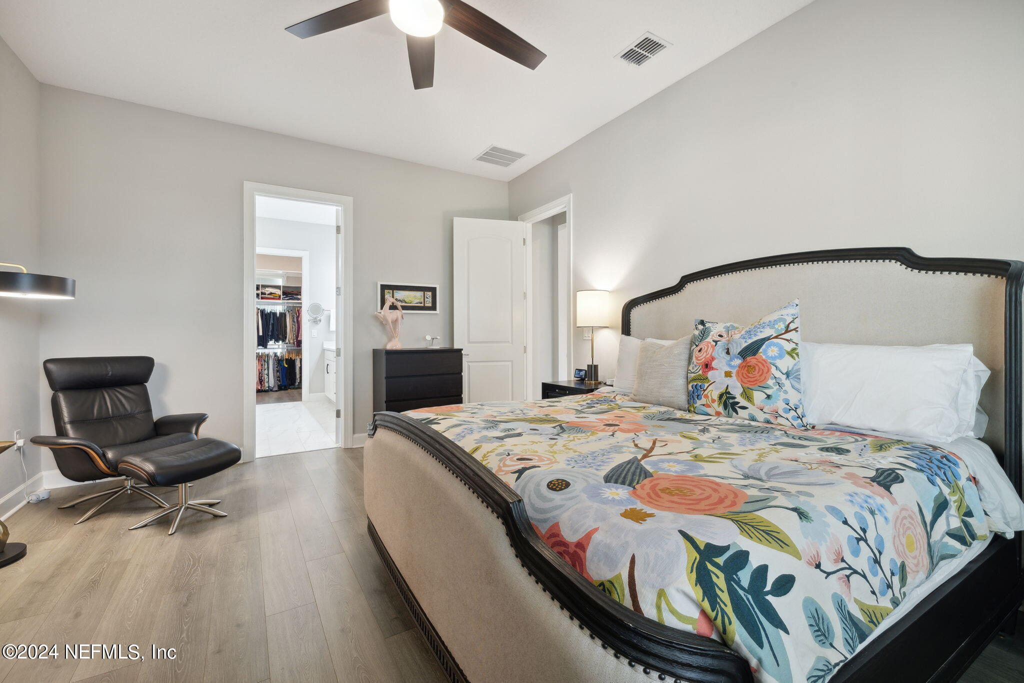 8619 HOMEPLACE Drive