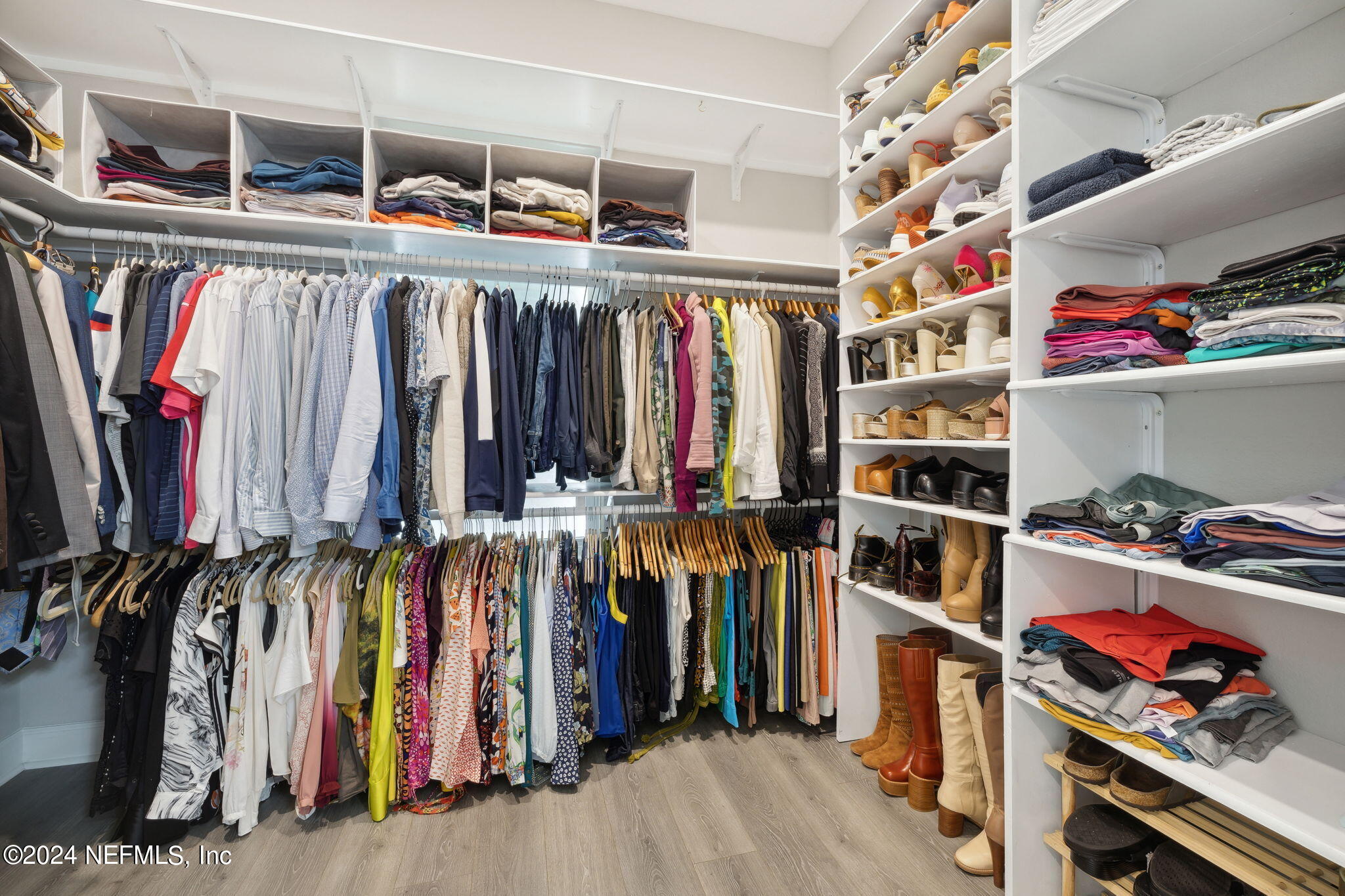 8619 HOMEPLACE Drive