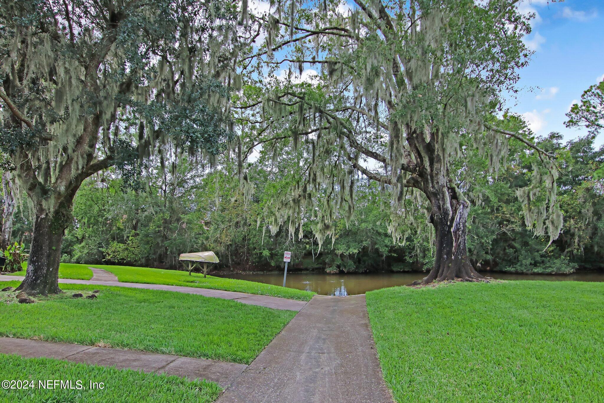 4321 PLAZA GATE Lane S, 201