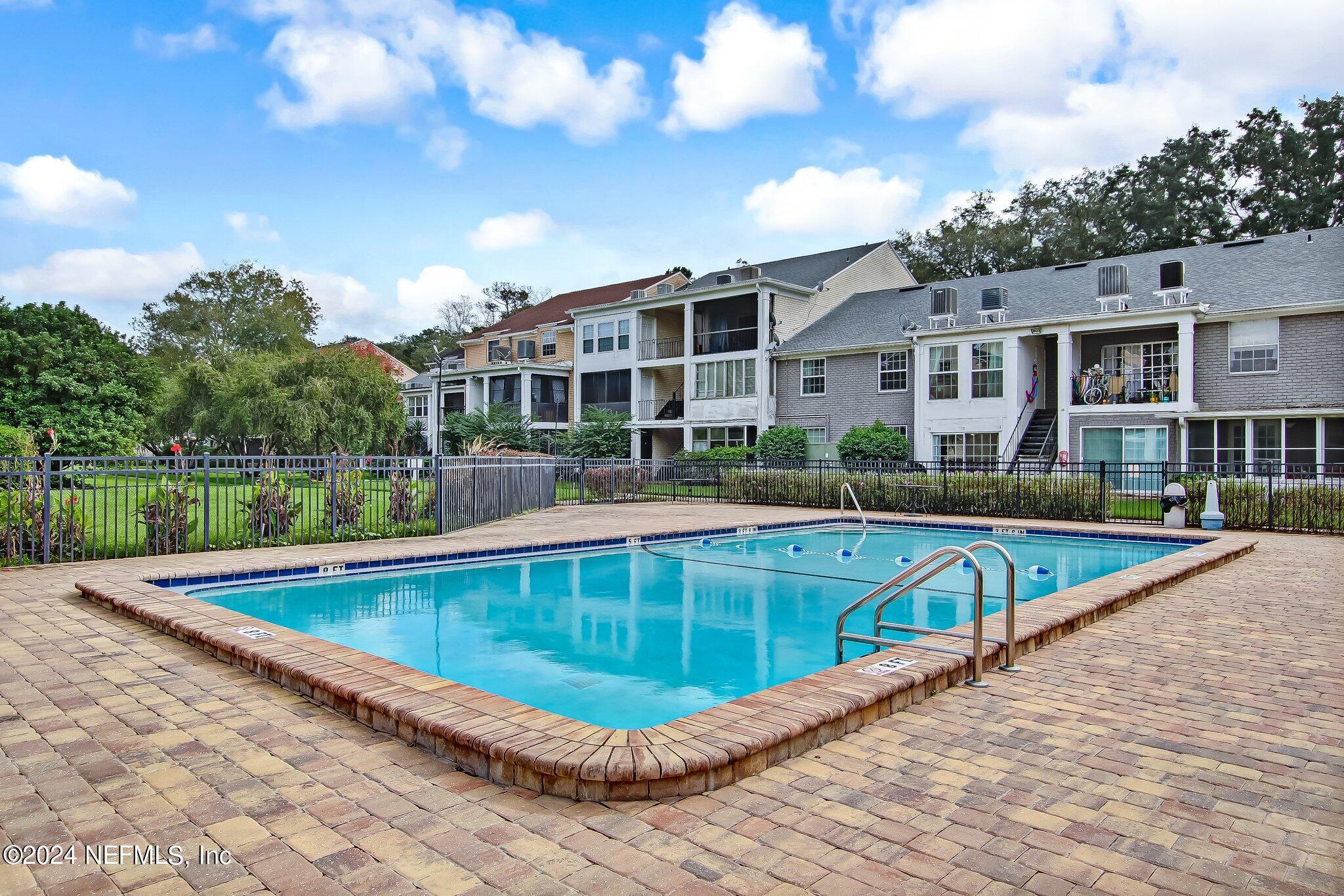 4321 PLAZA GATE Lane S, 201