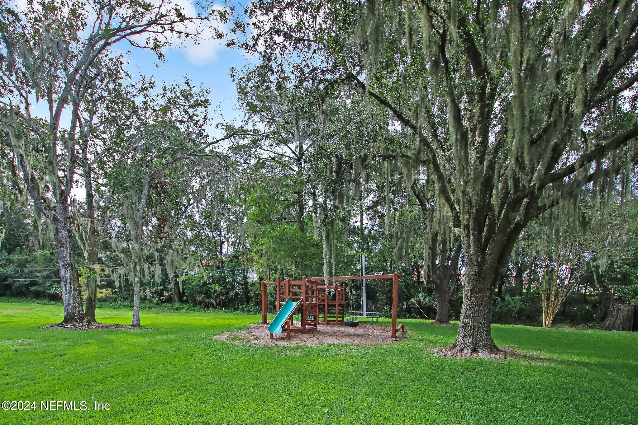 4321 PLAZA GATE Lane S, 201