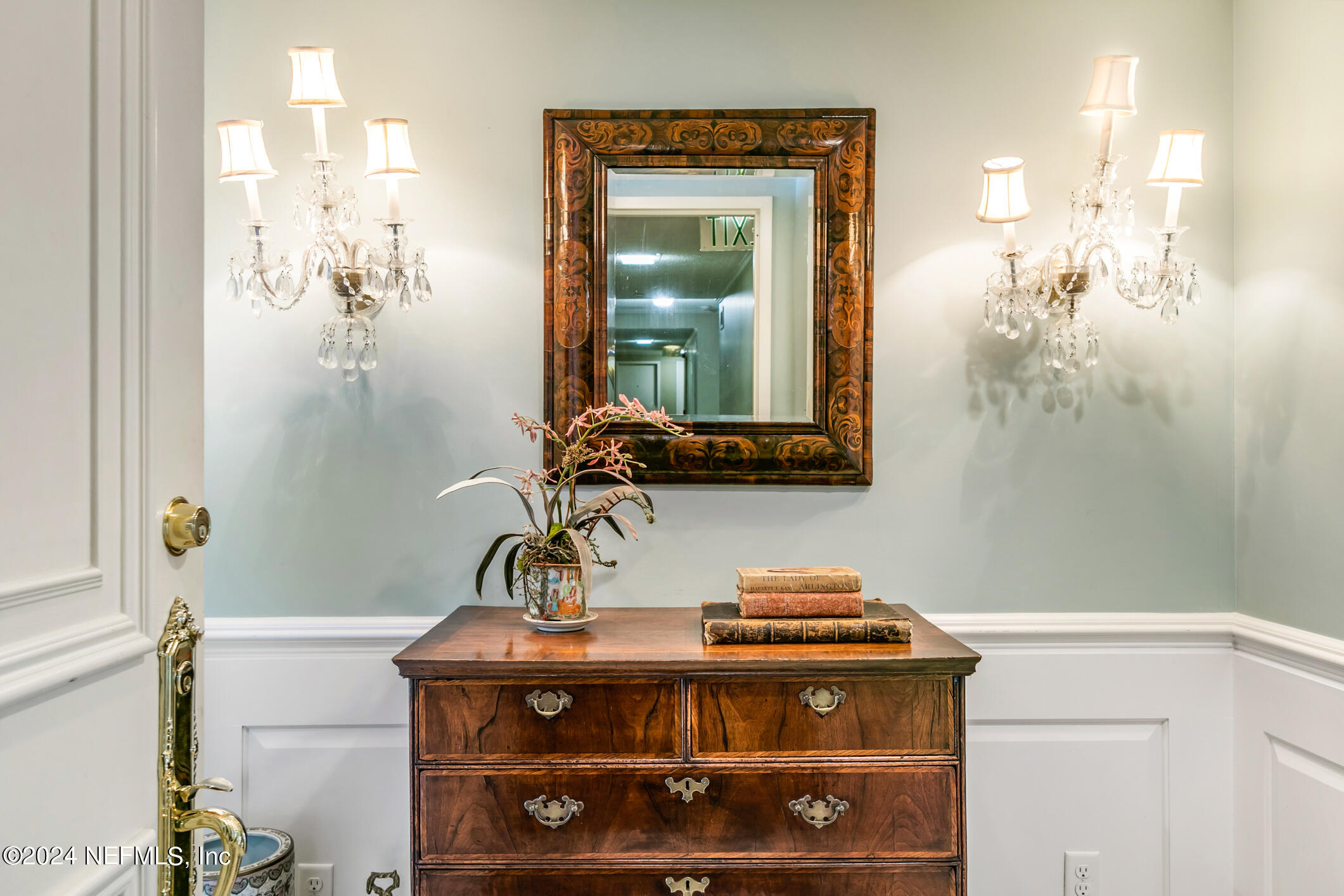 1560 LANCASTER Terrace, 802 & 804