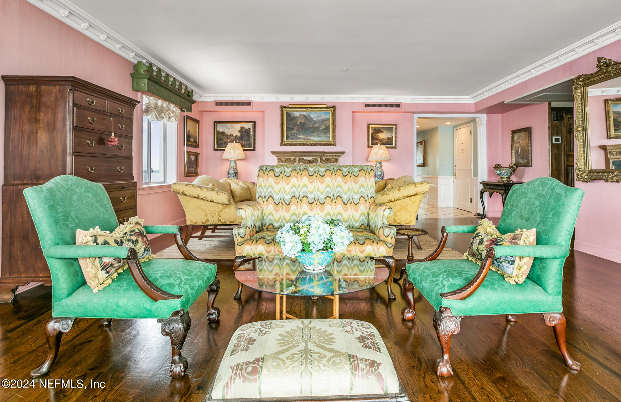 1560 LANCASTER Terrace, 802 & 804