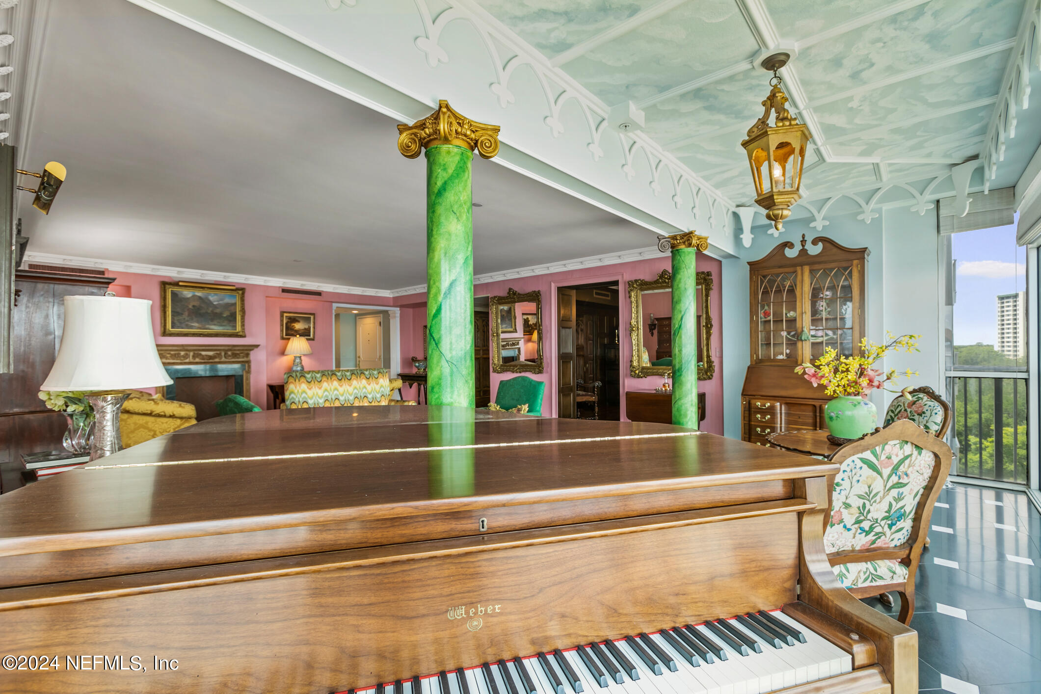 1560 LANCASTER Terrace, 802 & 804