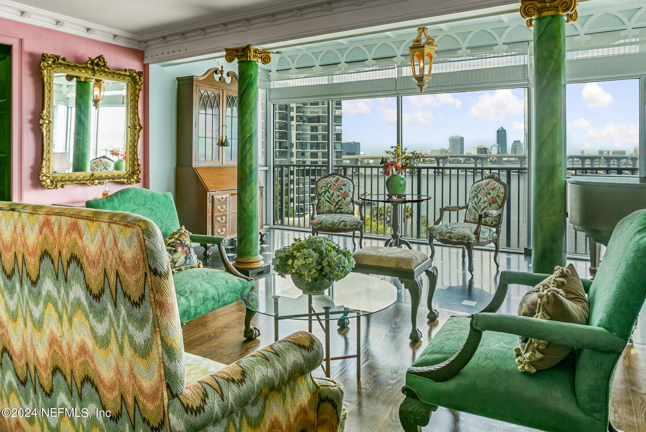 1560 LANCASTER Terrace, 802 & 804