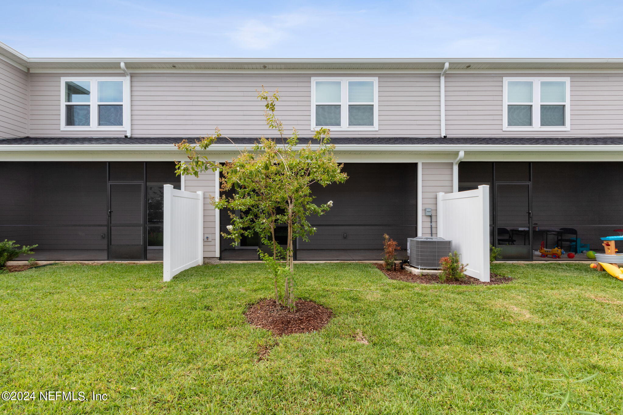 3960 FIELD DAISY Place