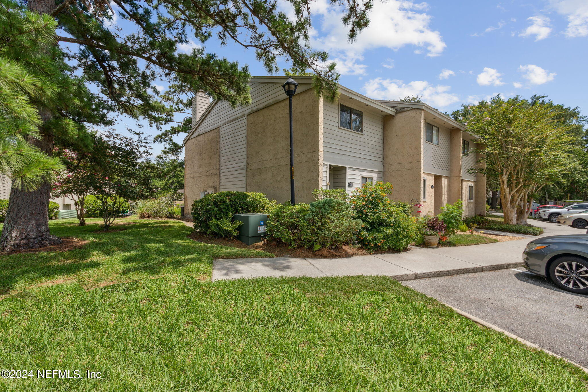 3801 CROWN POINT Road, 1123