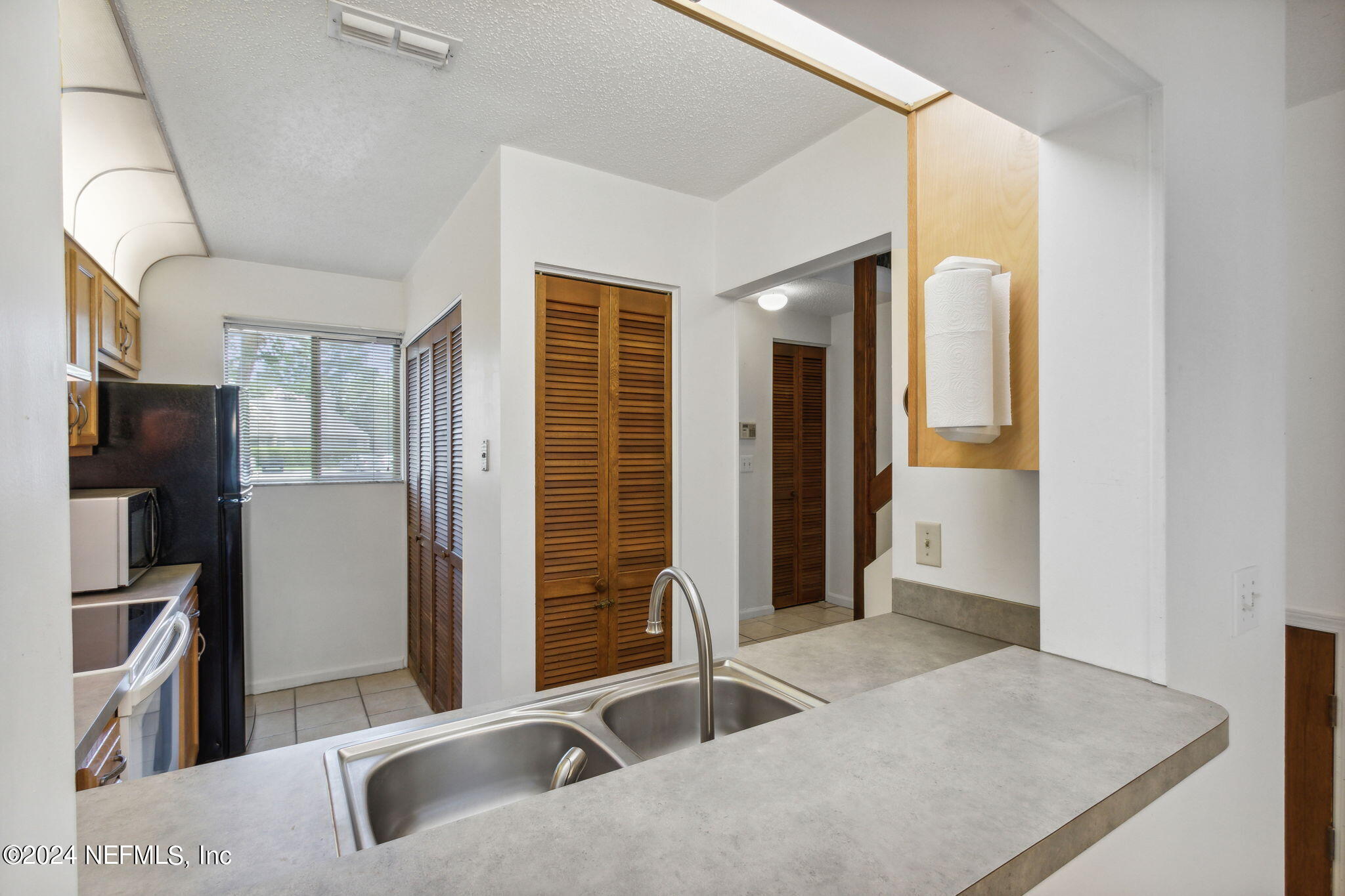 3801 CROWN POINT Road, 1123