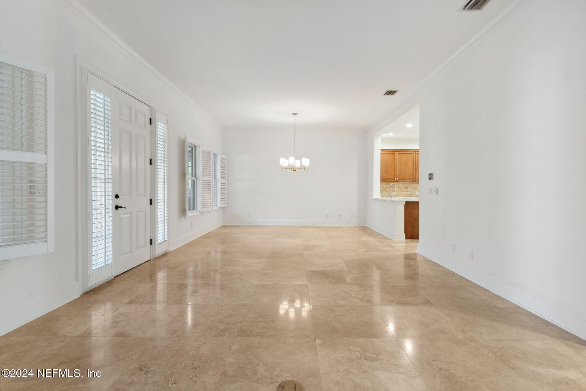 2366 RIVERSIDE Avenue