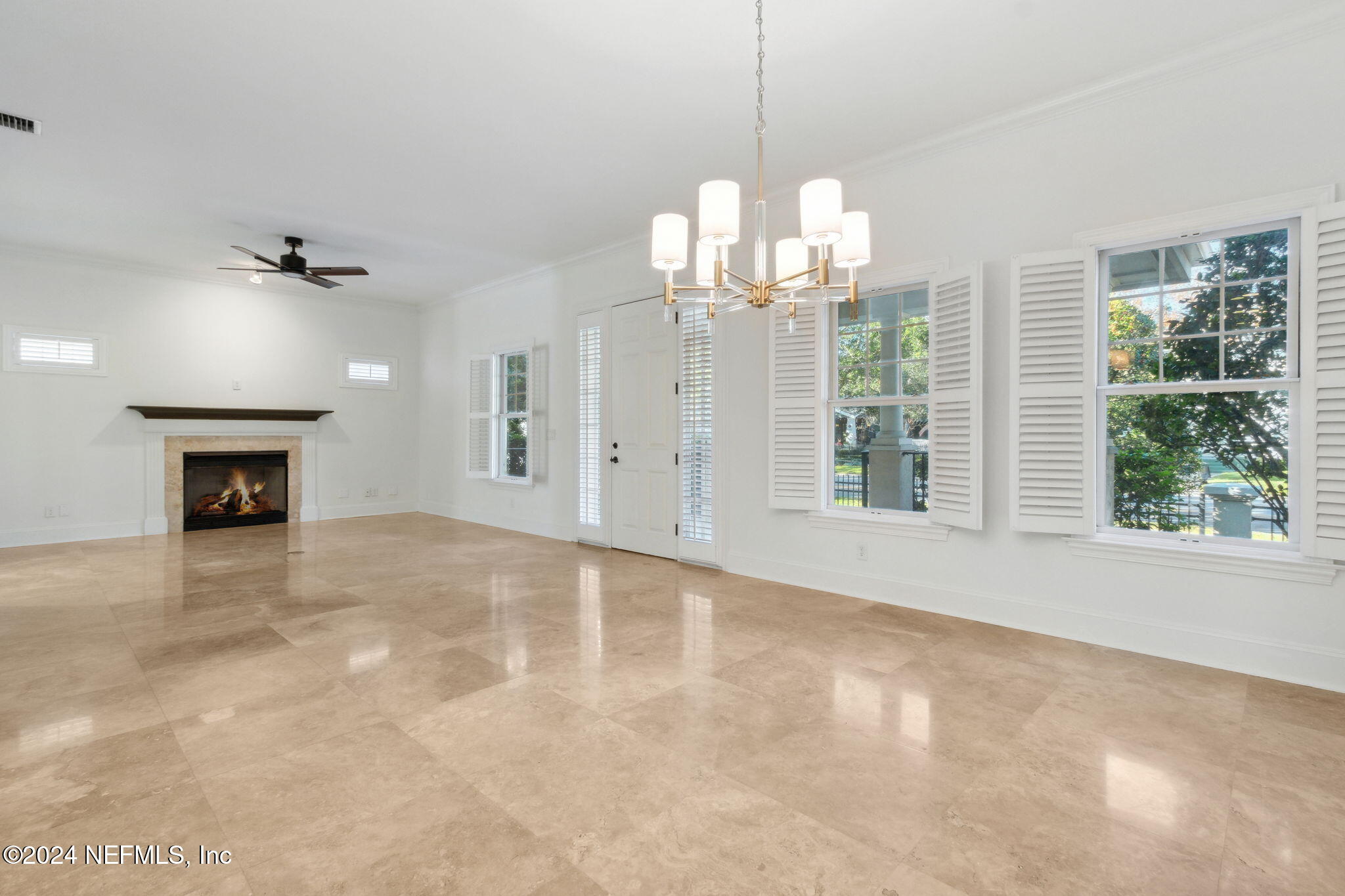 2366 RIVERSIDE Avenue