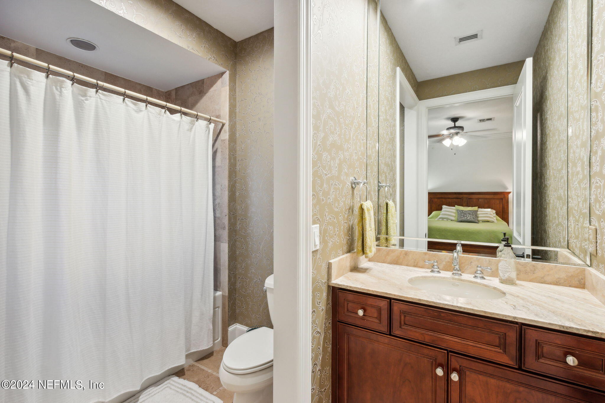 2366 RIVERSIDE Avenue