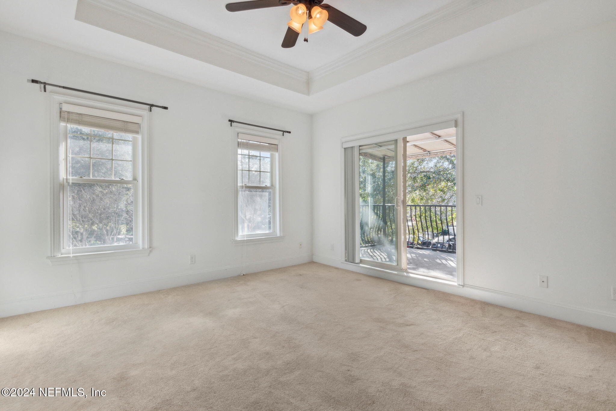 2366 RIVERSIDE Avenue