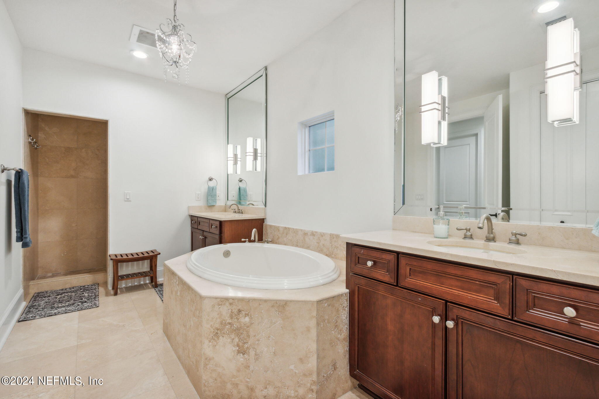 2366 RIVERSIDE Avenue