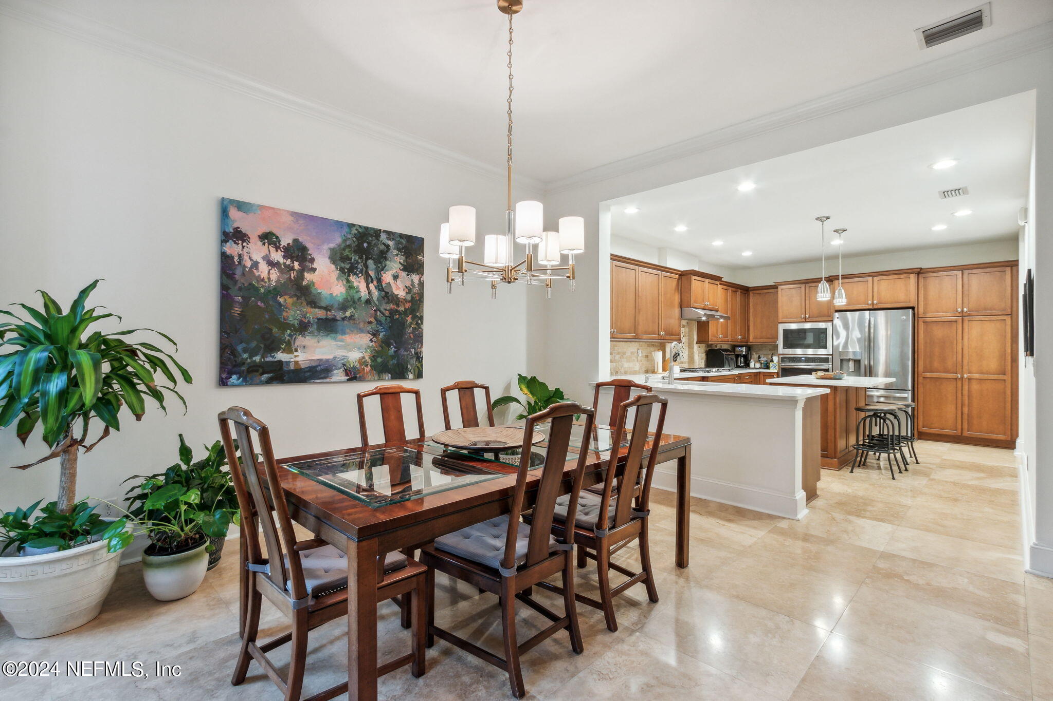 2366 RIVERSIDE Avenue