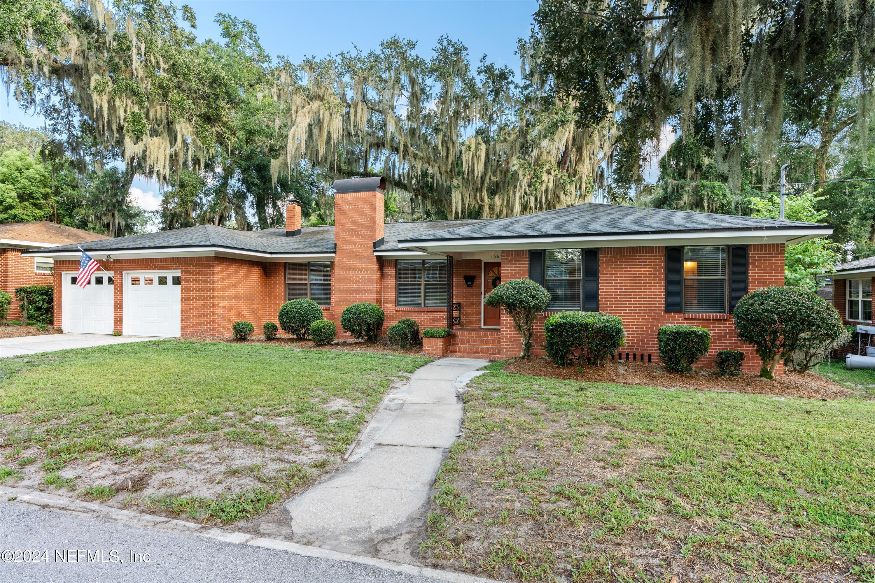 1362 RIVERBIRCH Lane