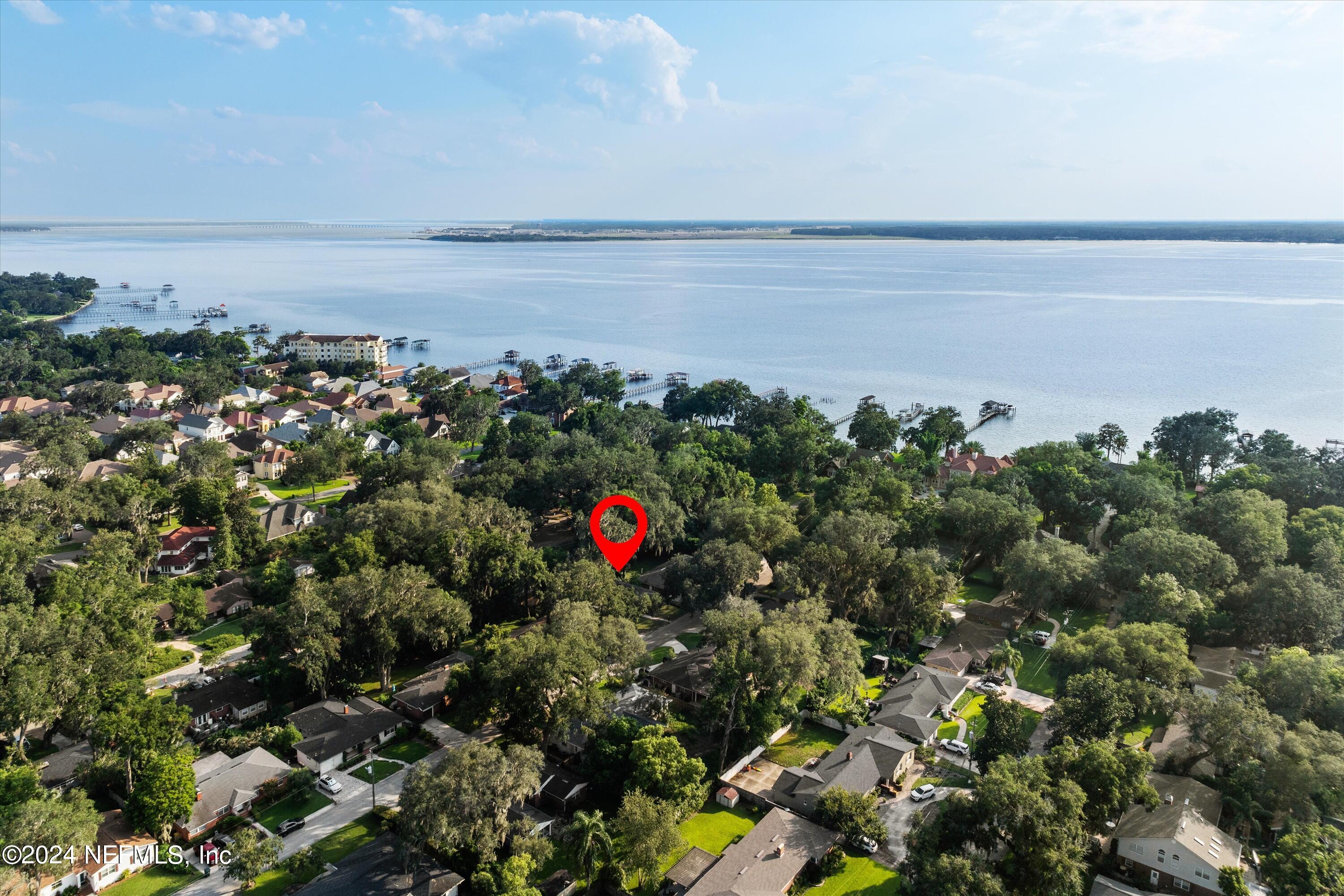 1362 RIVERBIRCH Lane