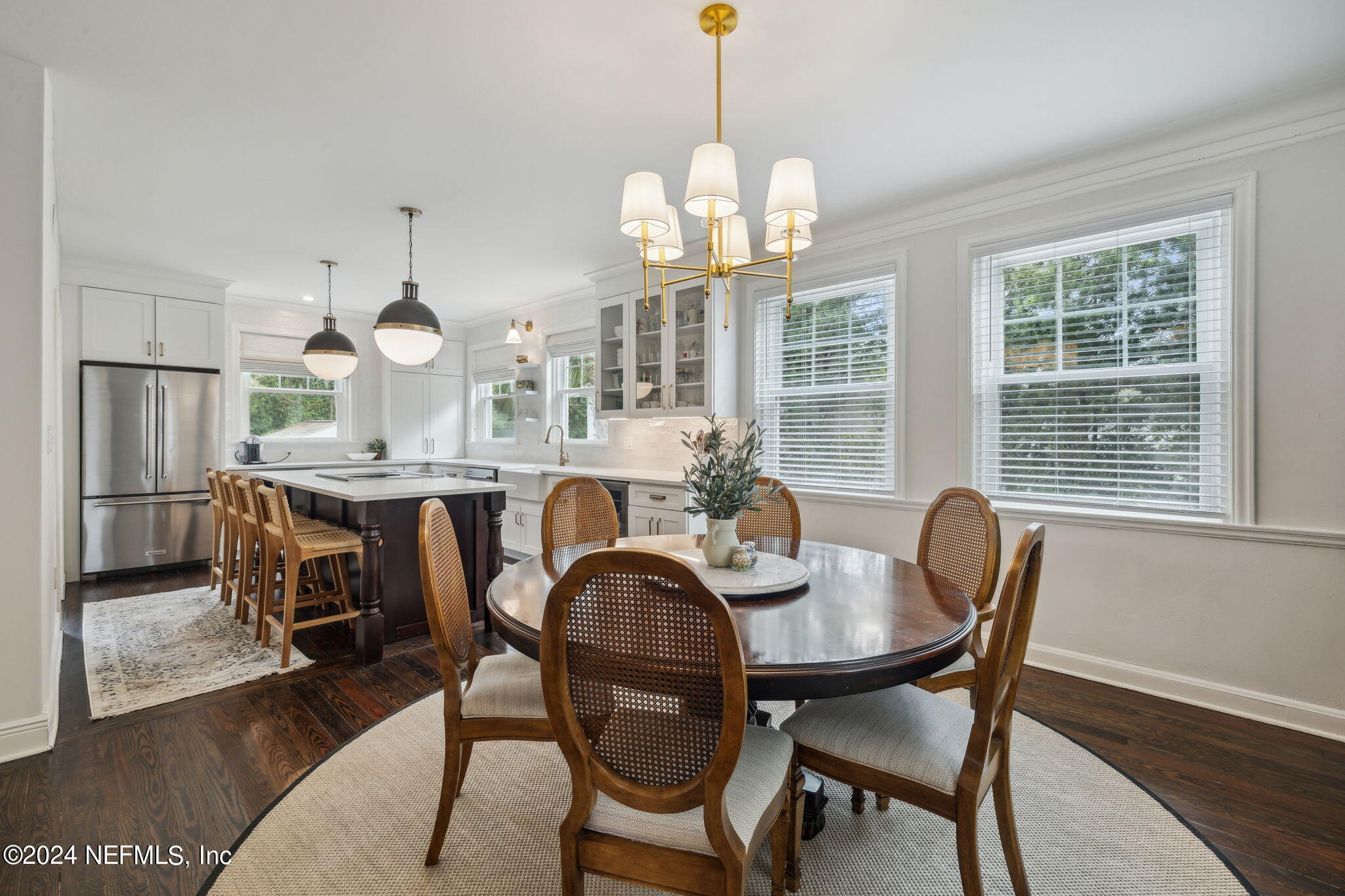 815 ALHAMBRA Drive N