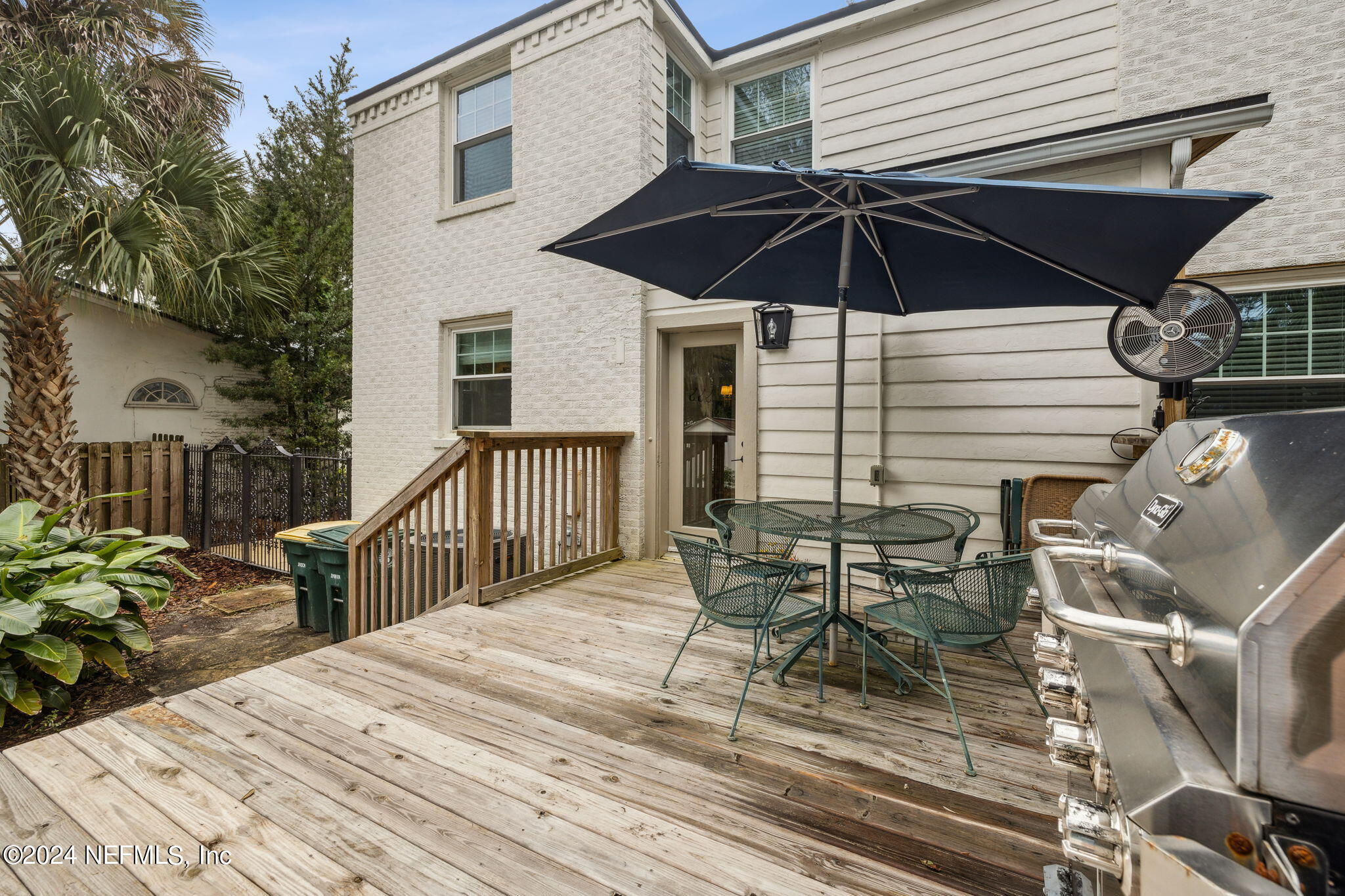 815 ALHAMBRA Drive N