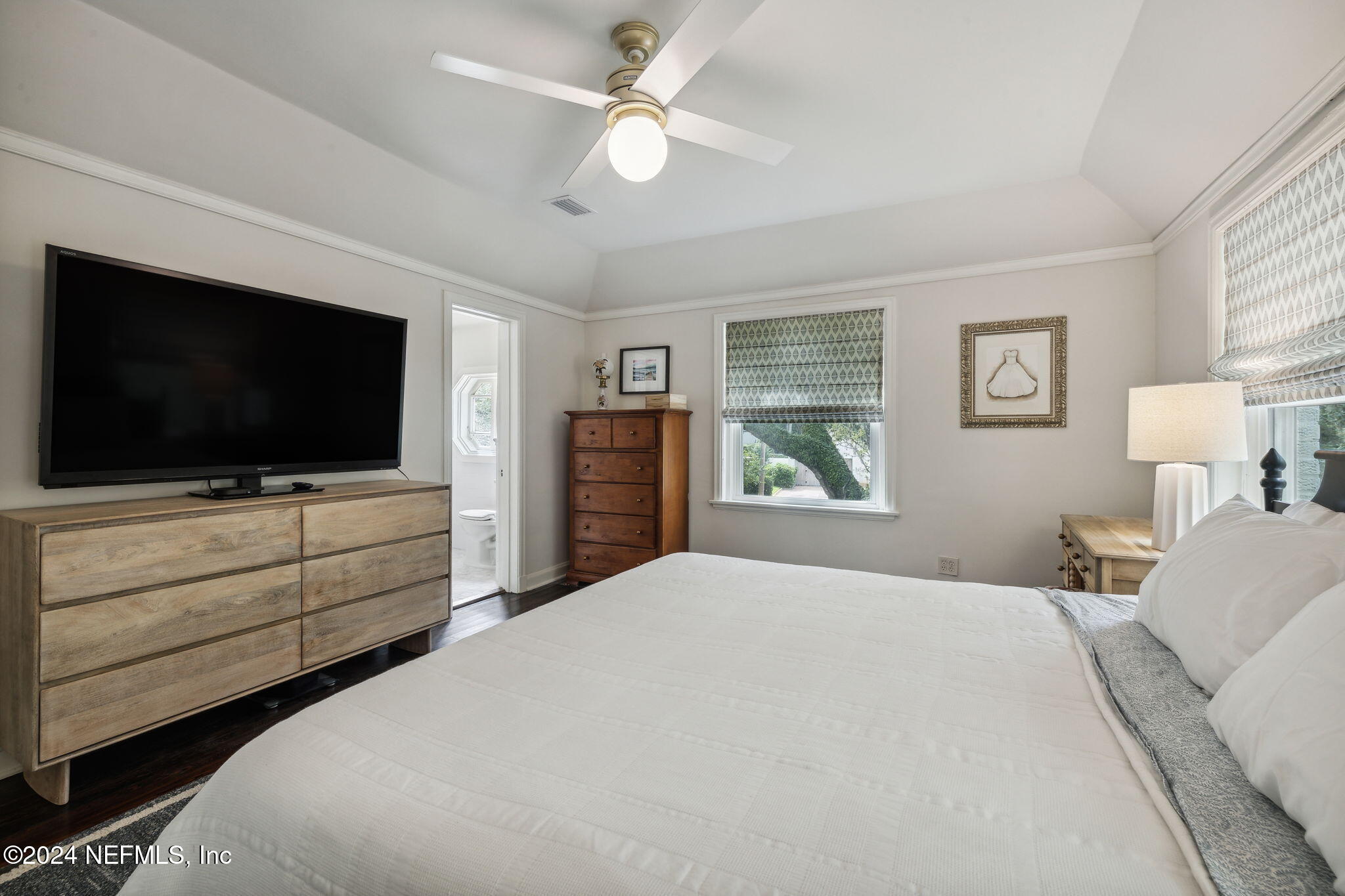 815 ALHAMBRA Drive N