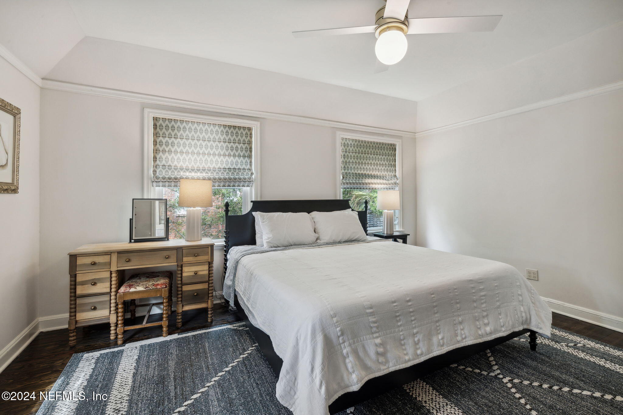 815 ALHAMBRA Drive N