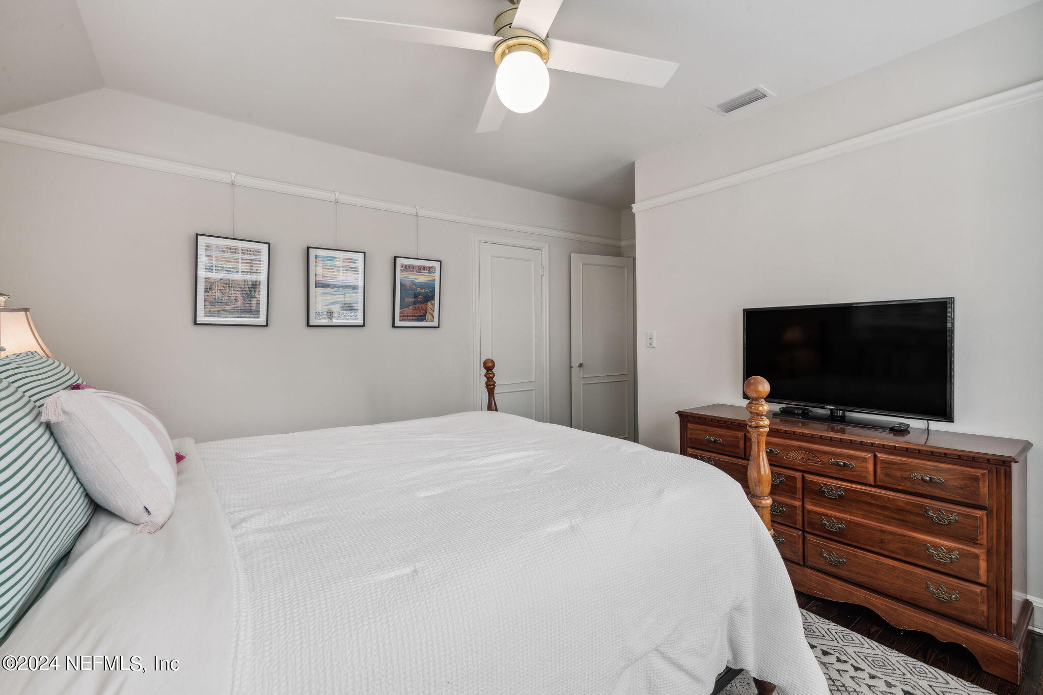 815 ALHAMBRA Drive N