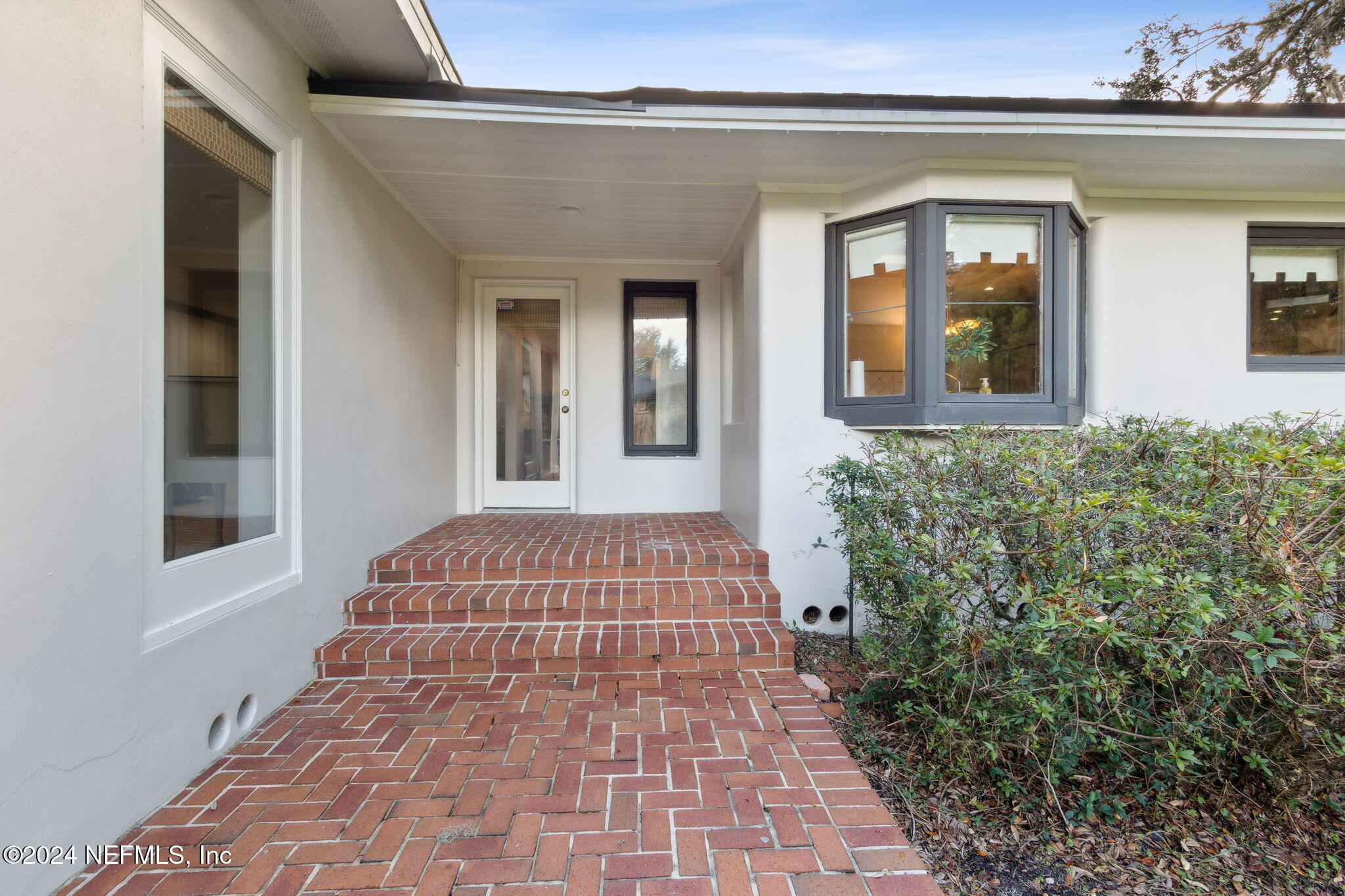 847 GRANADA Boulevard S