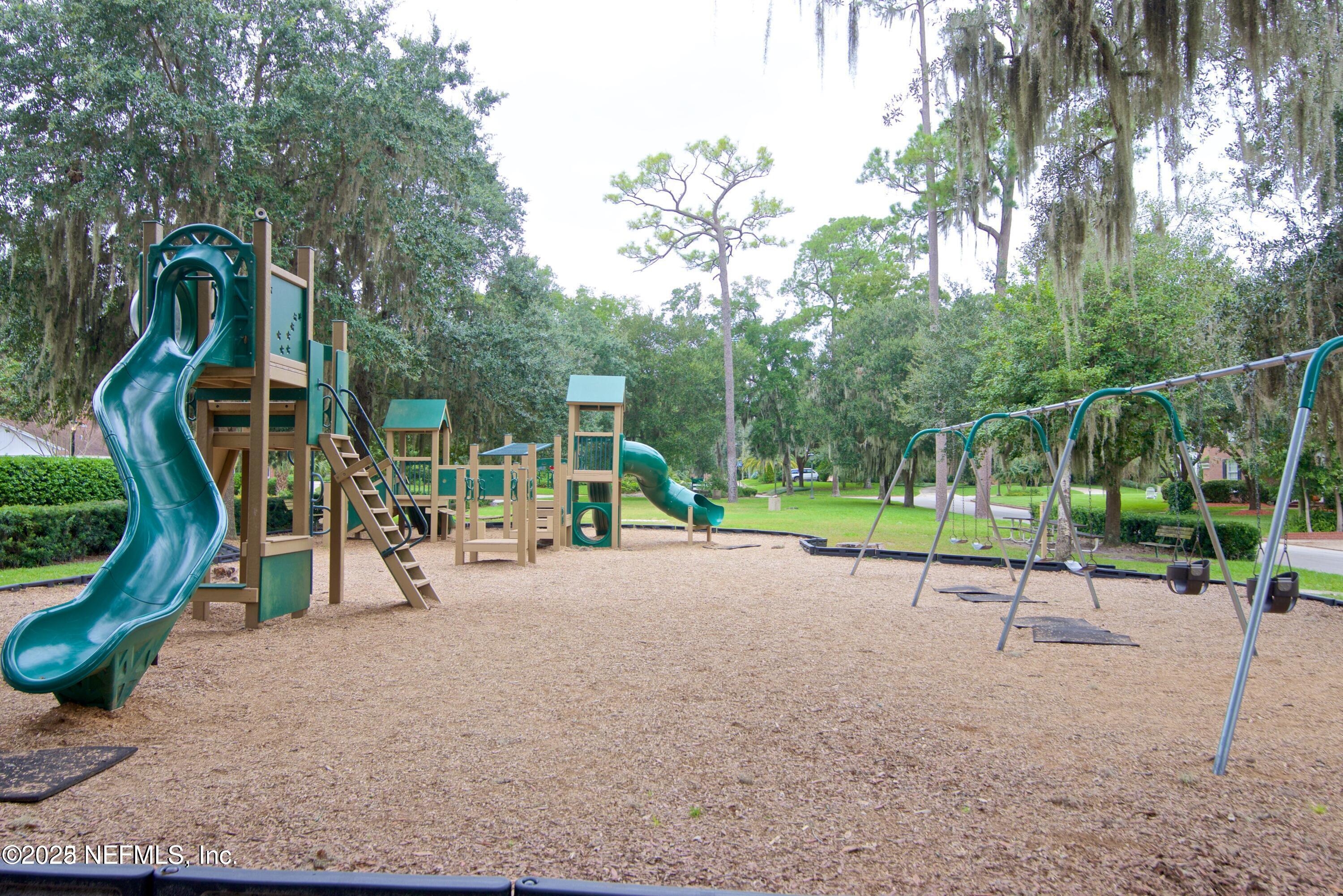 847 GRANADA Boulevard S