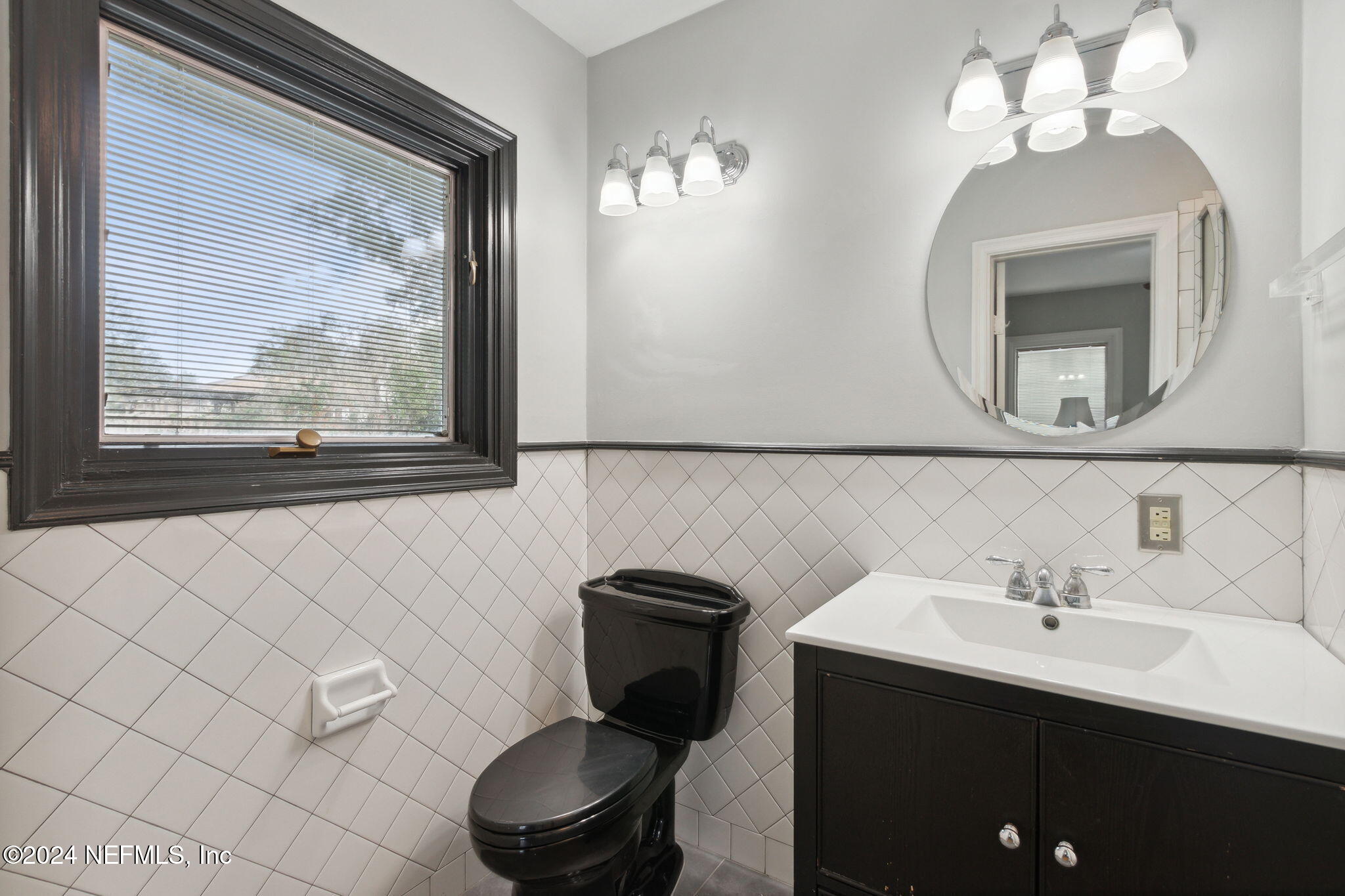 847 GRANADA Boulevard S