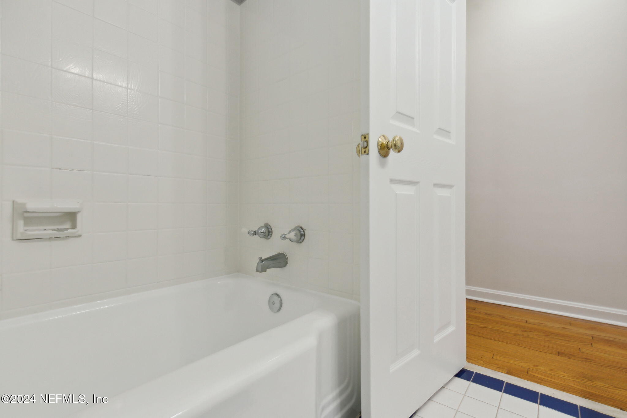 847 GRANADA Boulevard S