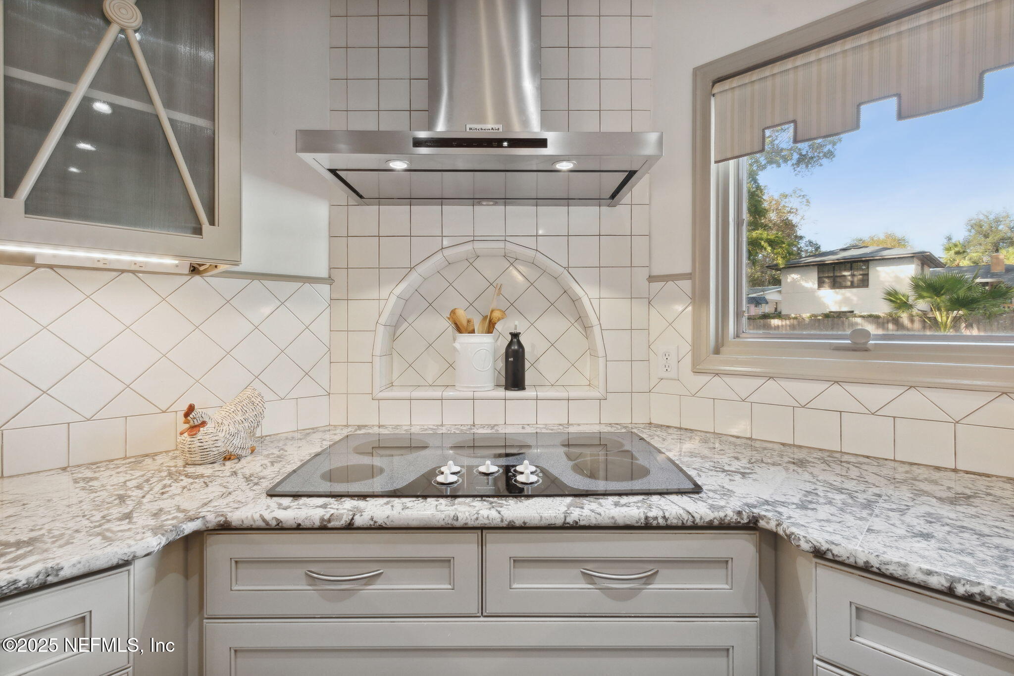 847 GRANADA Boulevard S