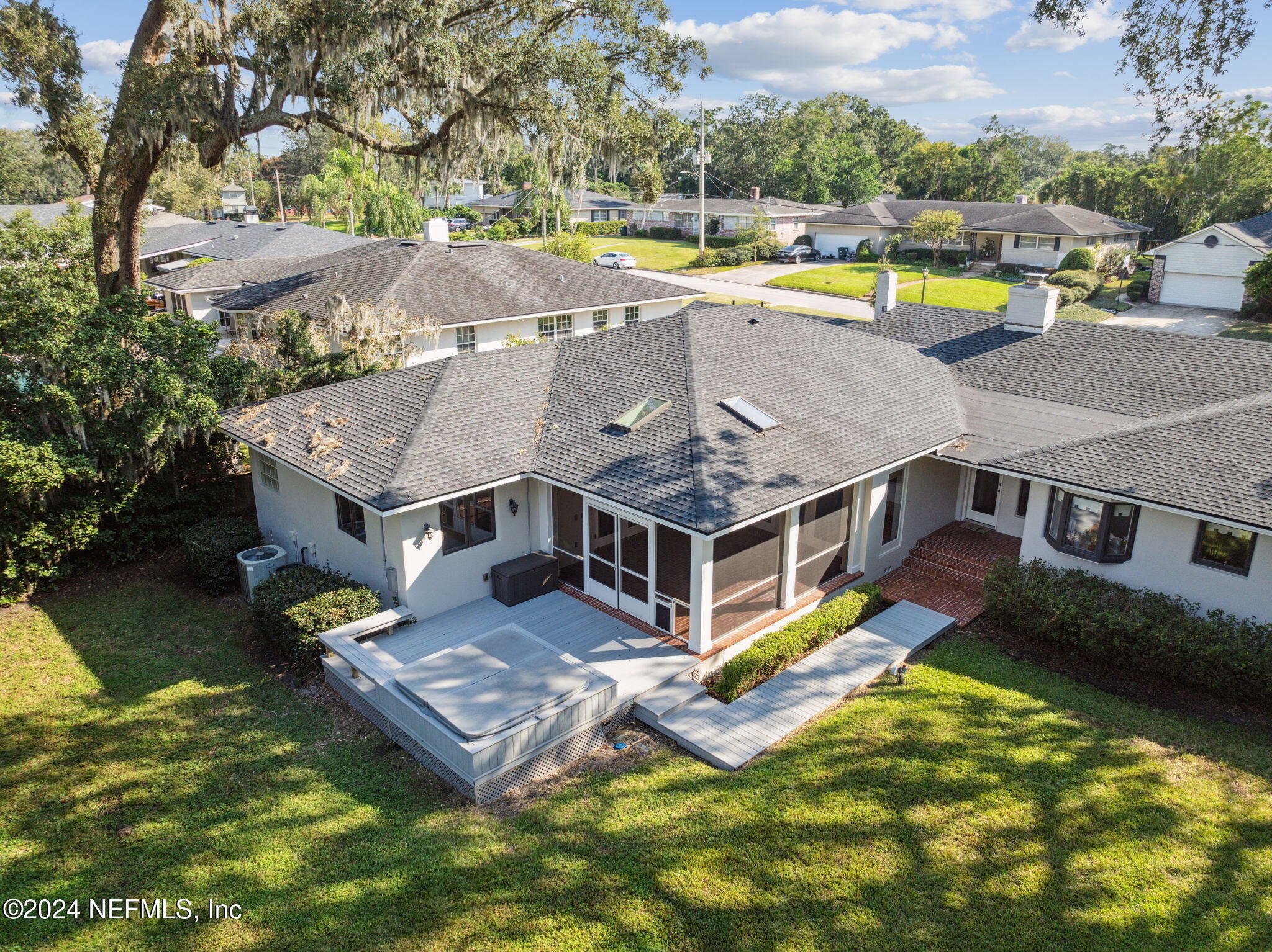 847 GRANADA Boulevard S