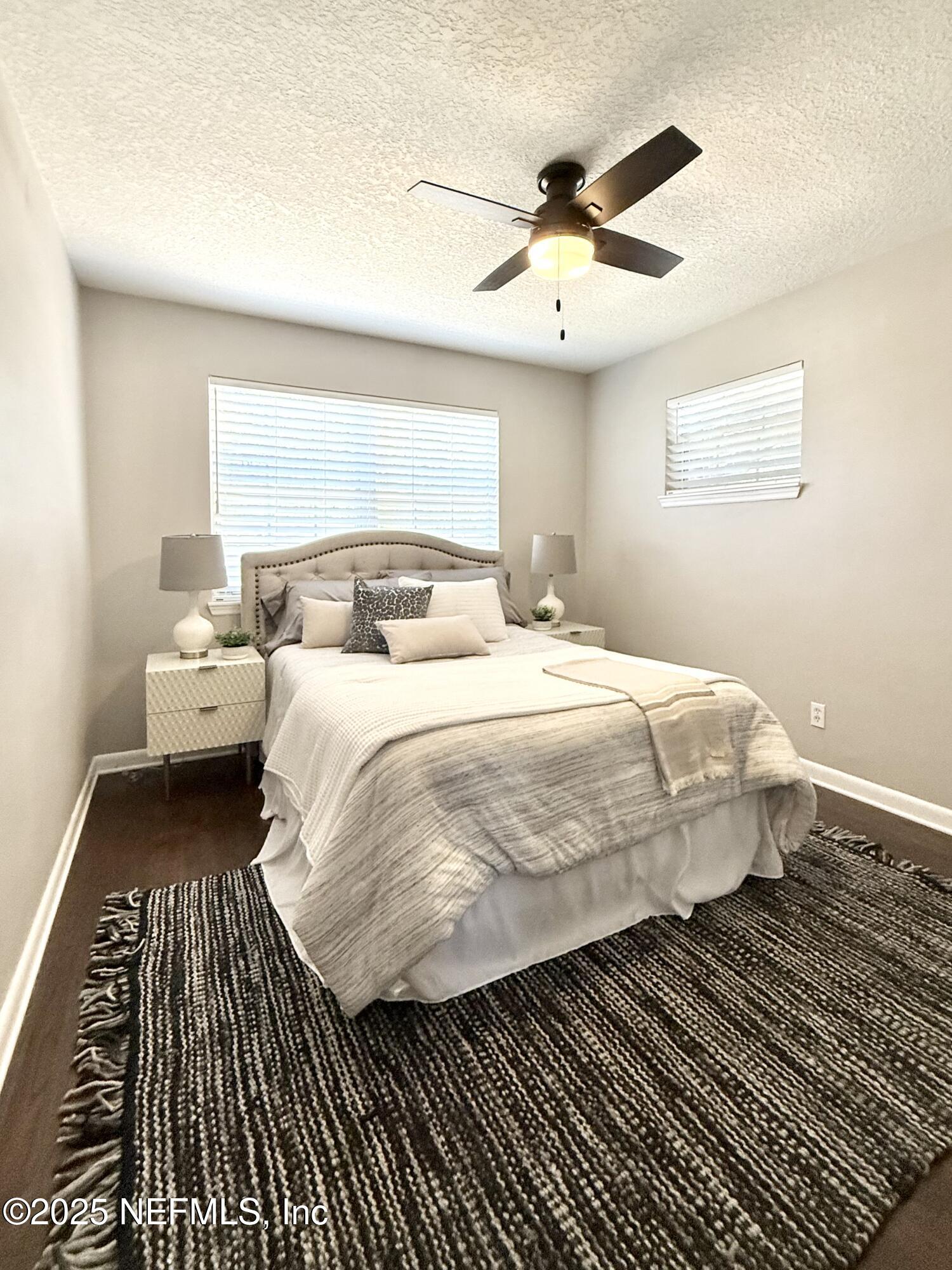 3737 VIA DE LA REINA Street