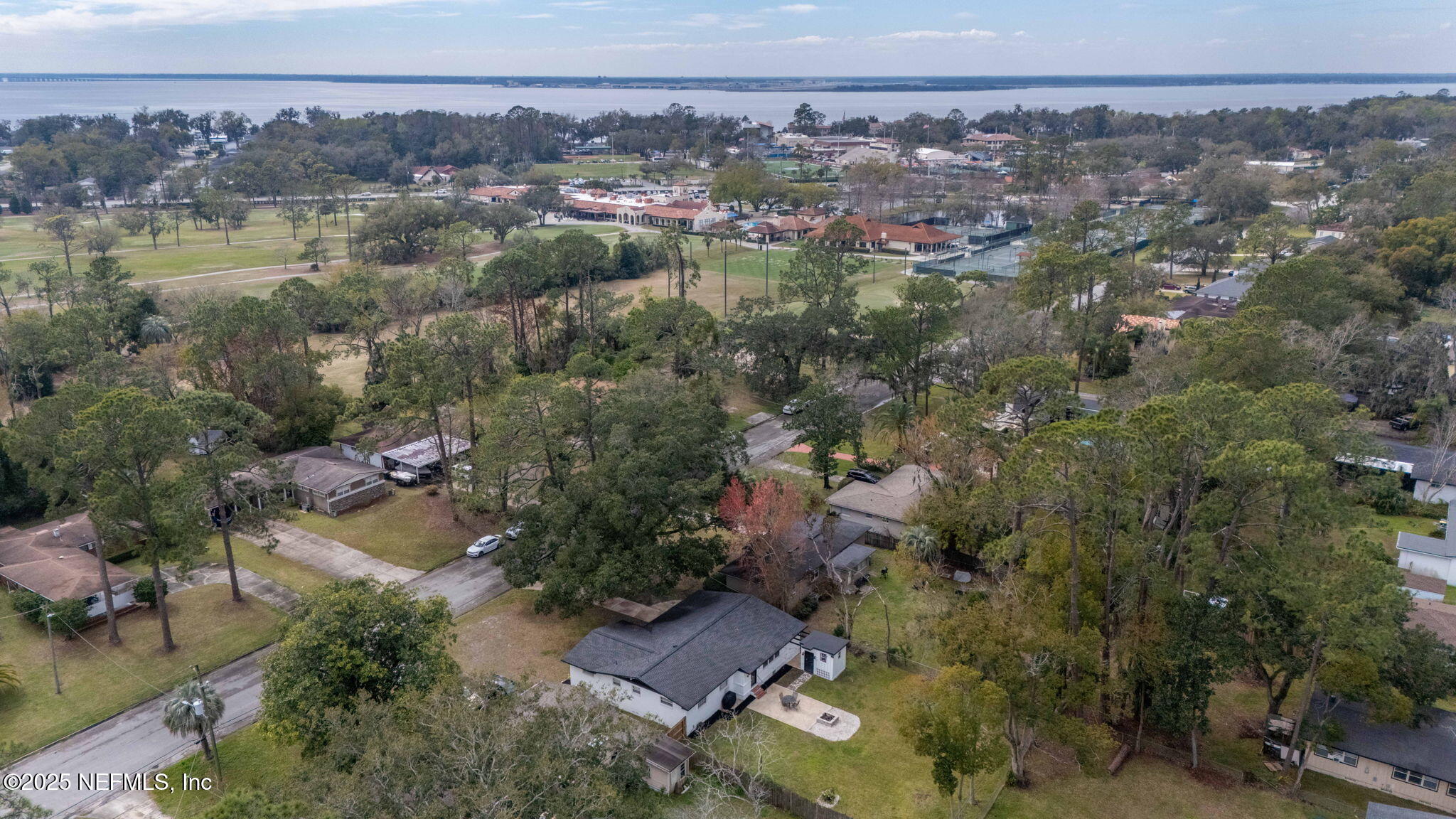 3737 VIA DE LA REINA Street