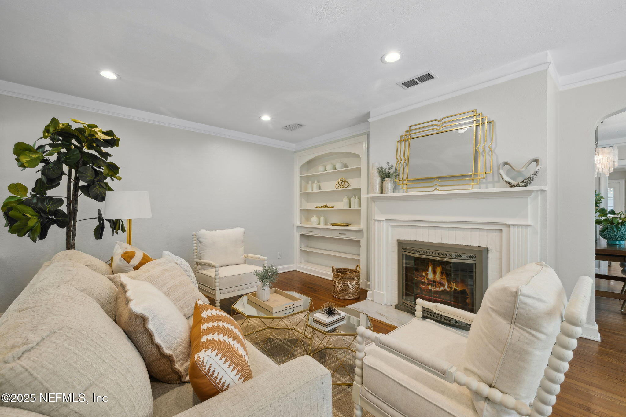 1361 SAN MATEO Avenue