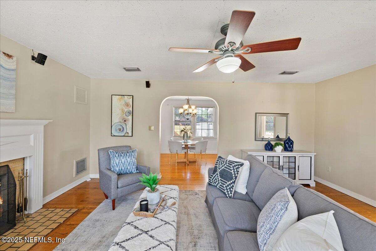 4379 SAN JOSE Boulevard