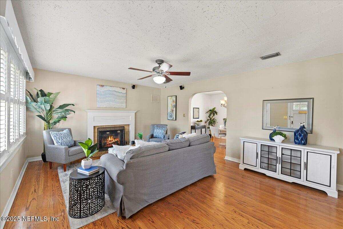 4379 SAN JOSE Boulevard