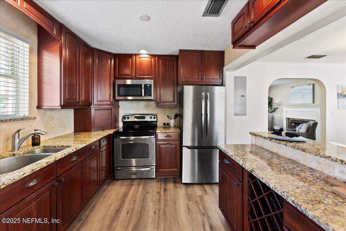 4379 SAN JOSE Boulevard