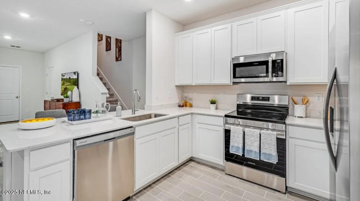 6951 GABLE GROVE Avenue