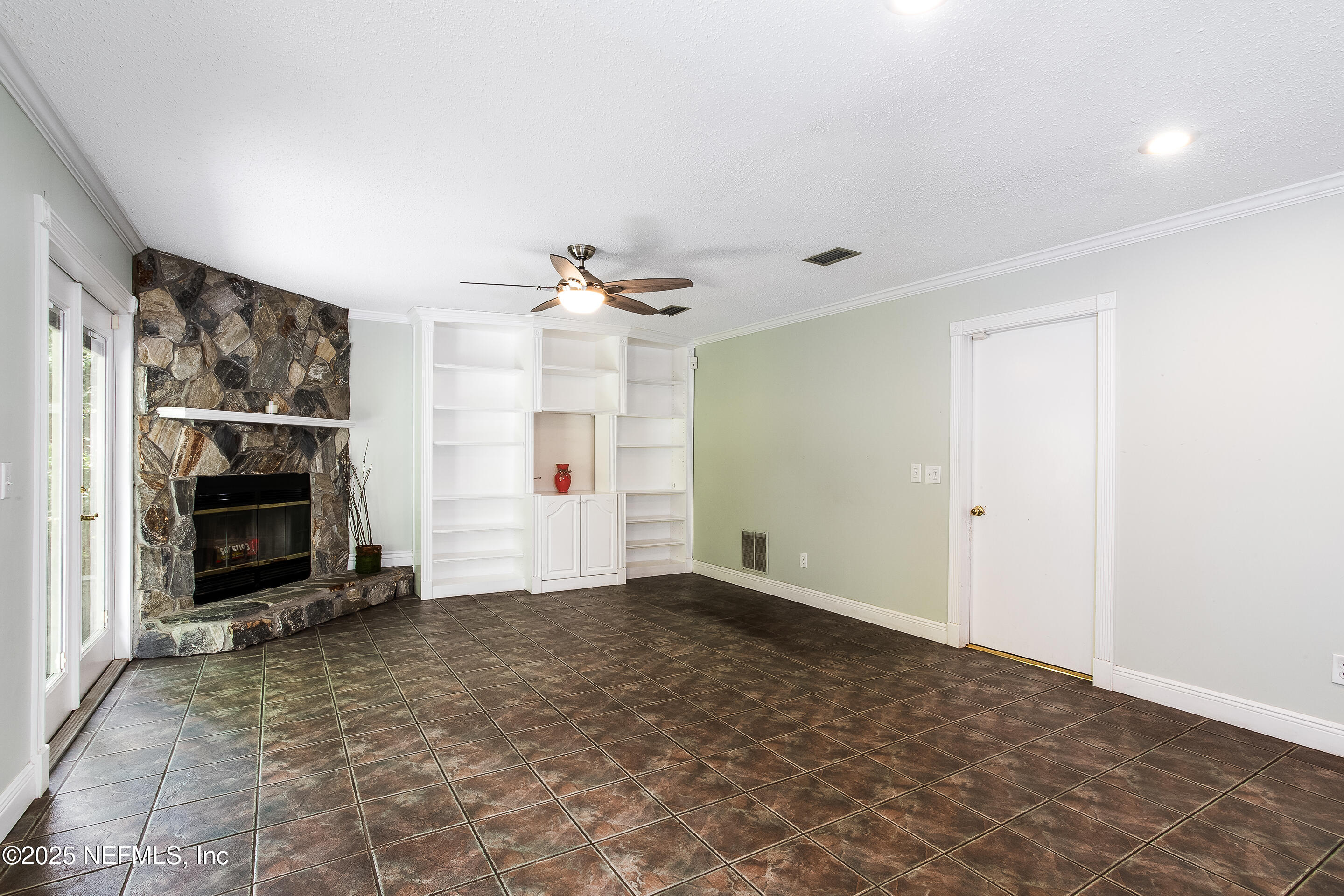 3673 DEER CROSSING Place