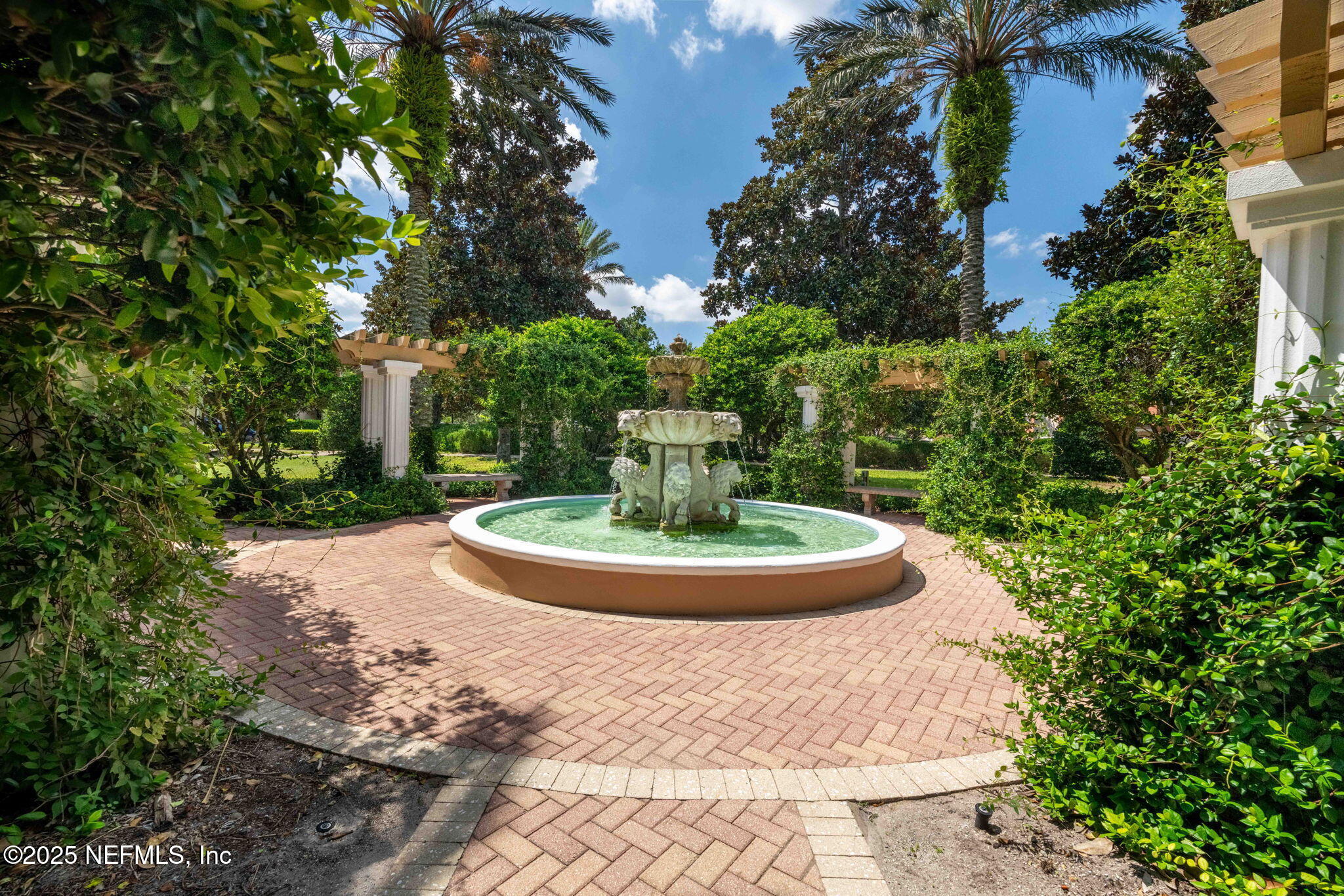 10075 GATE Parkway N 1304