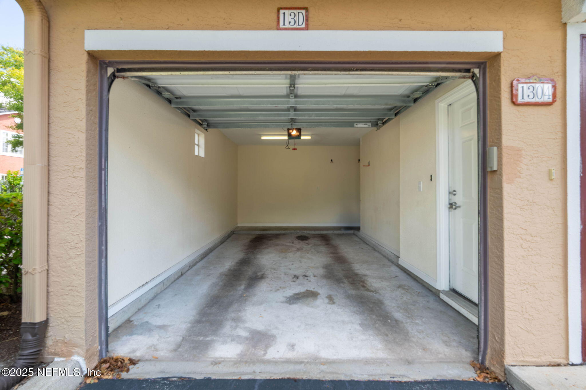 10075 GATE Parkway N 1304