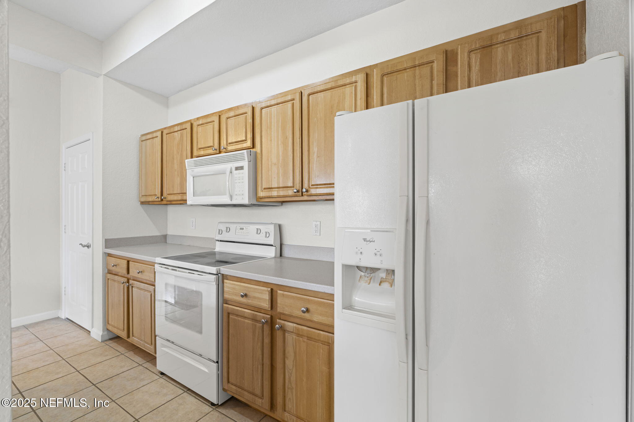 10075 GATE Parkway N 1304