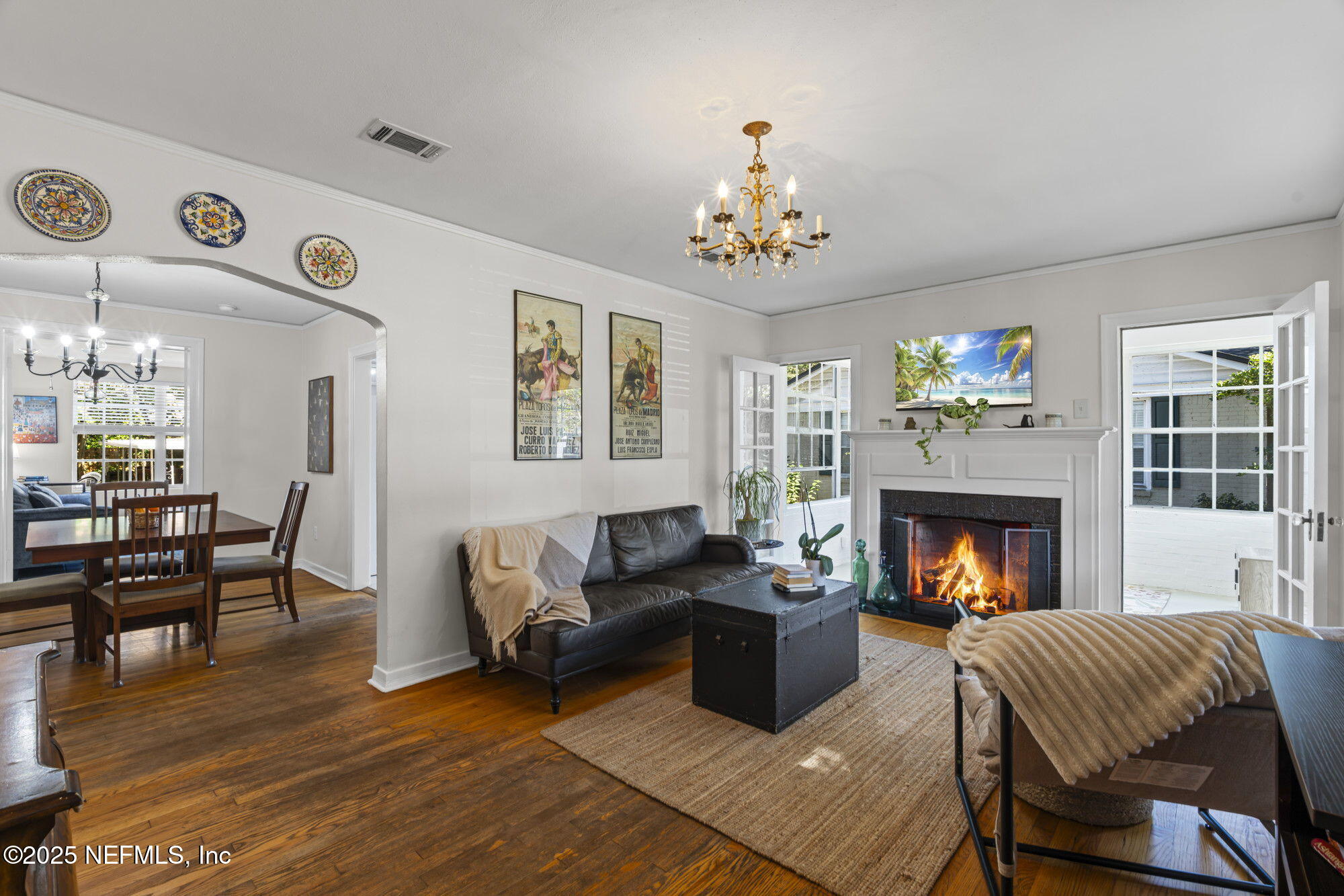 1235 MONTEREY Street