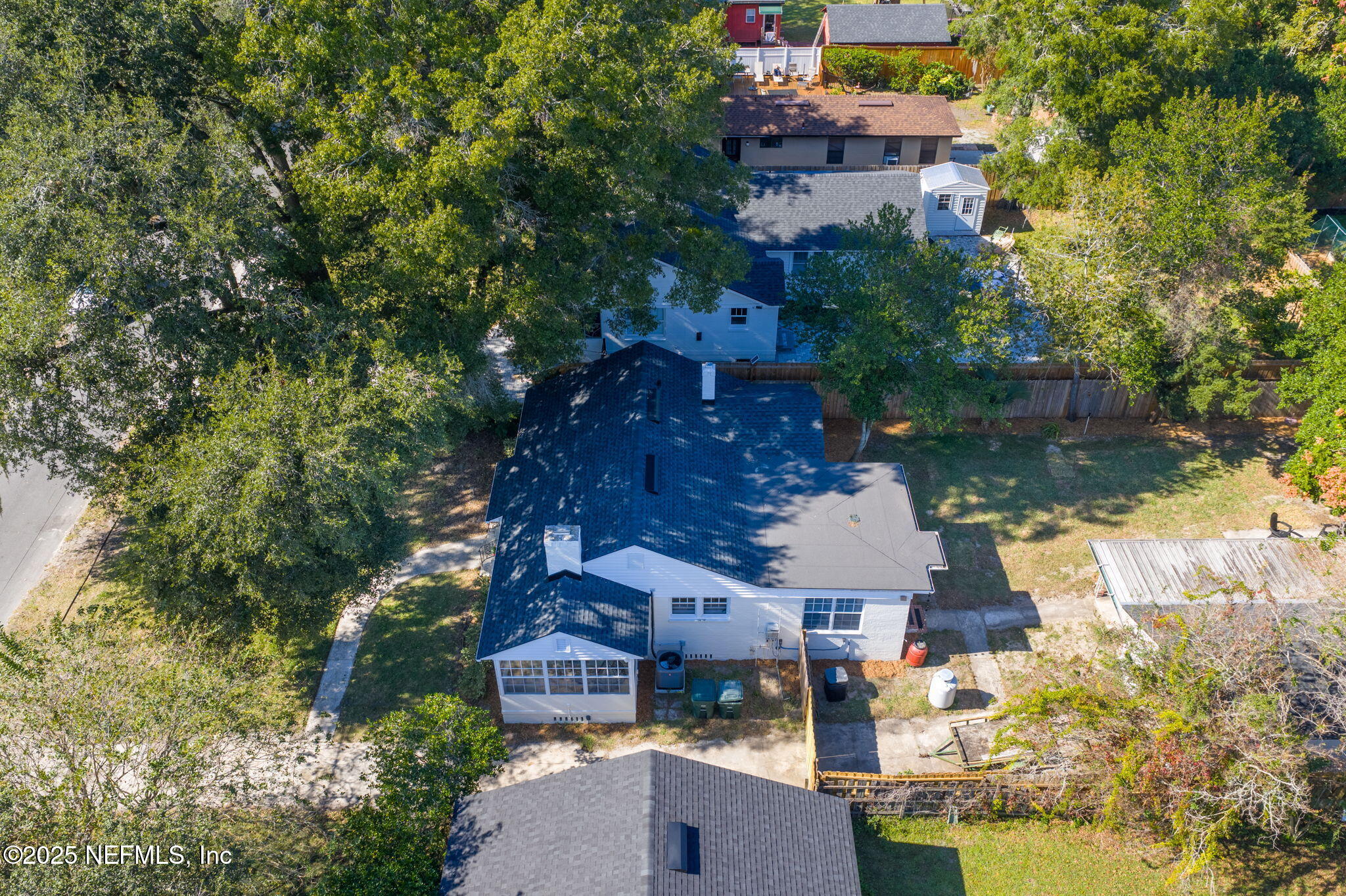 1235 MONTEREY Street